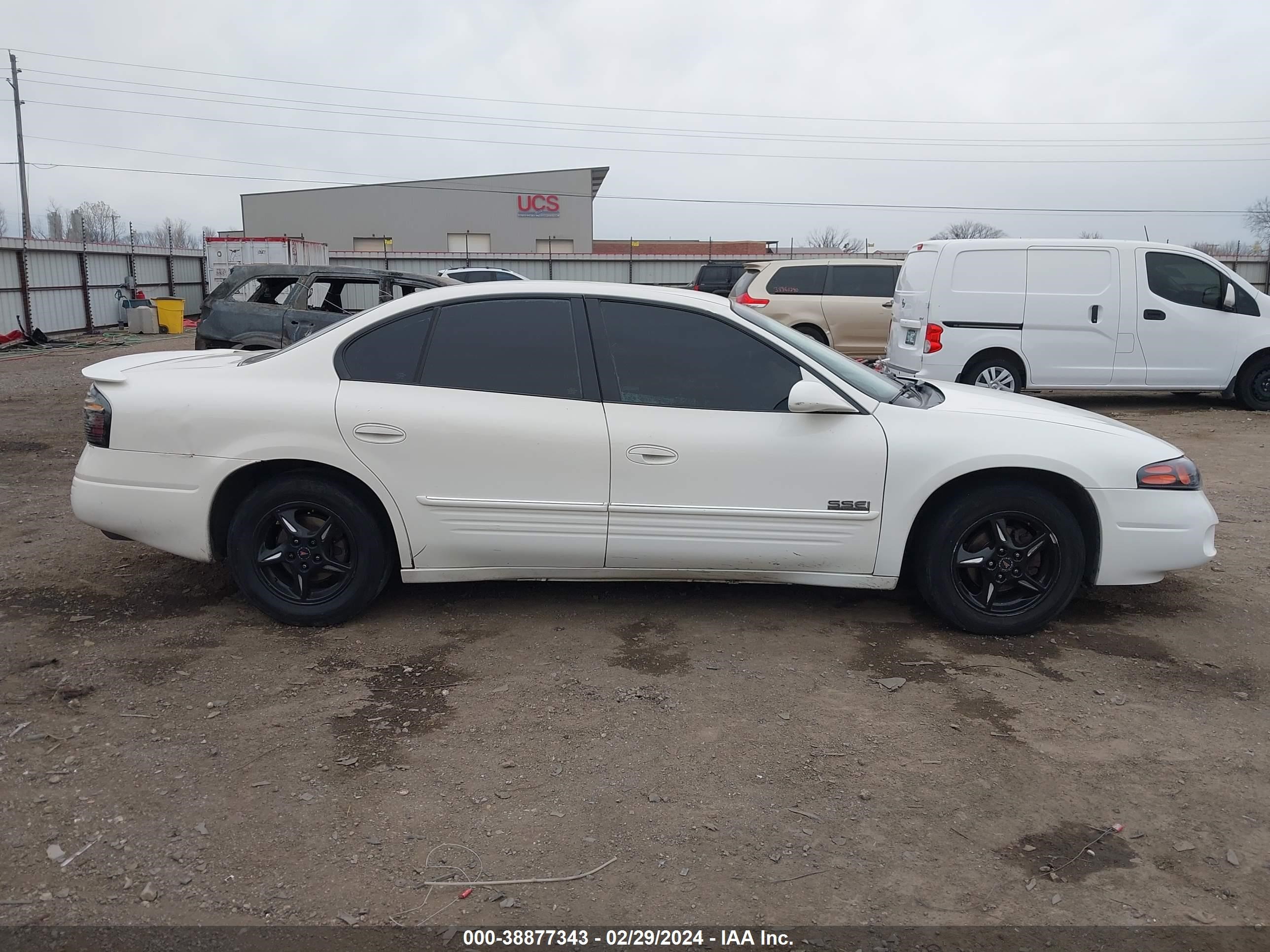 Photo 12 VIN: 1G2HX54K224239878 - PONTIAC BONNEVILLE 