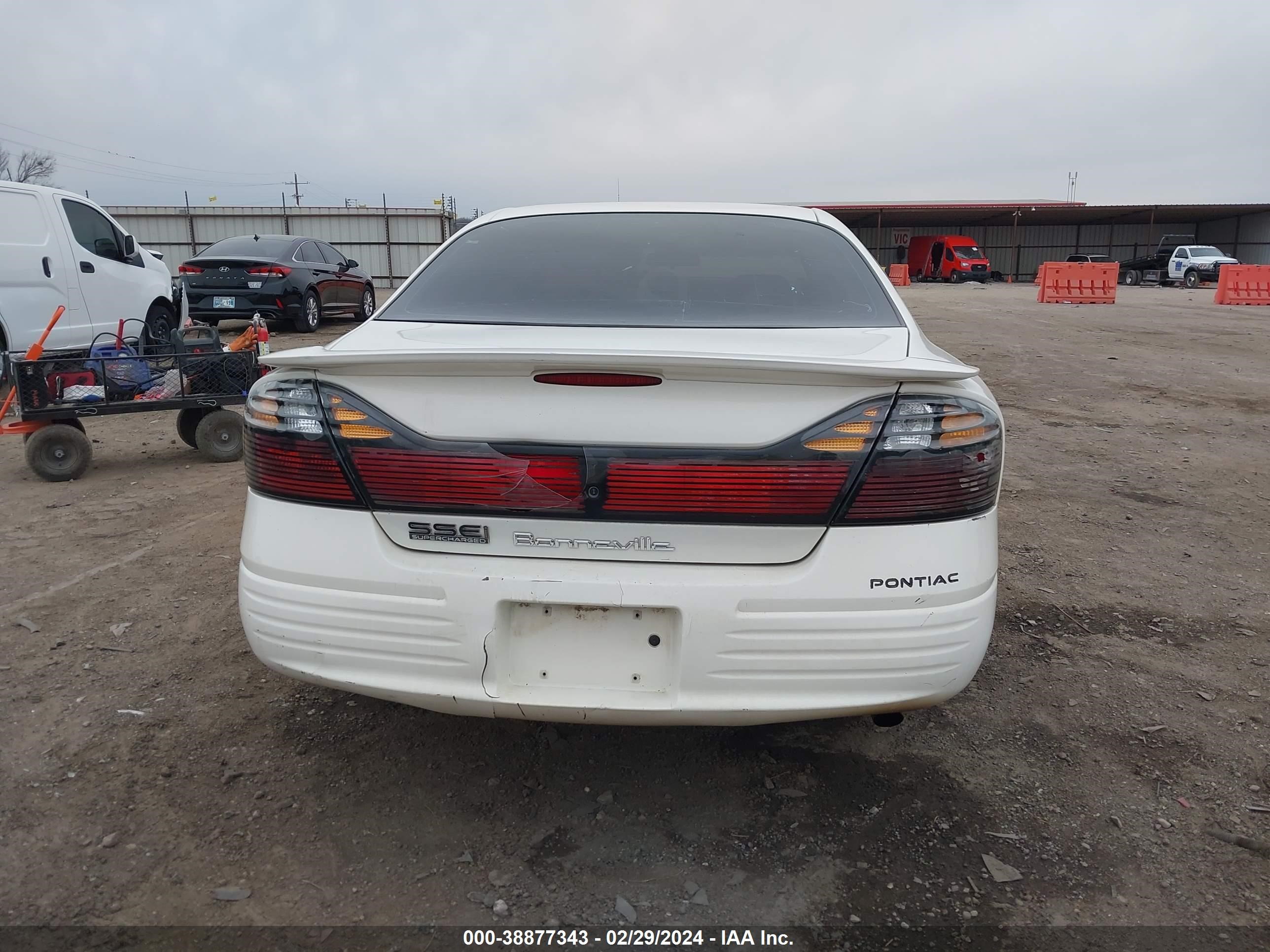 Photo 15 VIN: 1G2HX54K224239878 - PONTIAC BONNEVILLE 