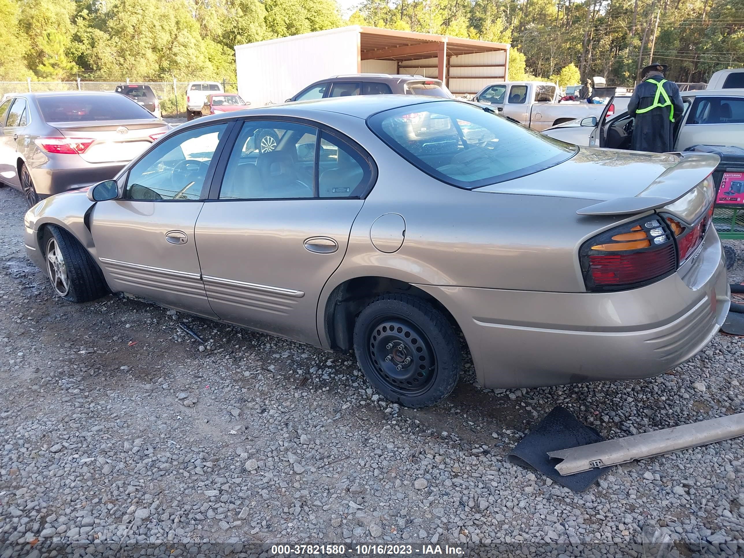 Photo 2 VIN: 1G2HX54K424141340 - PONTIAC BONNEVILLE 