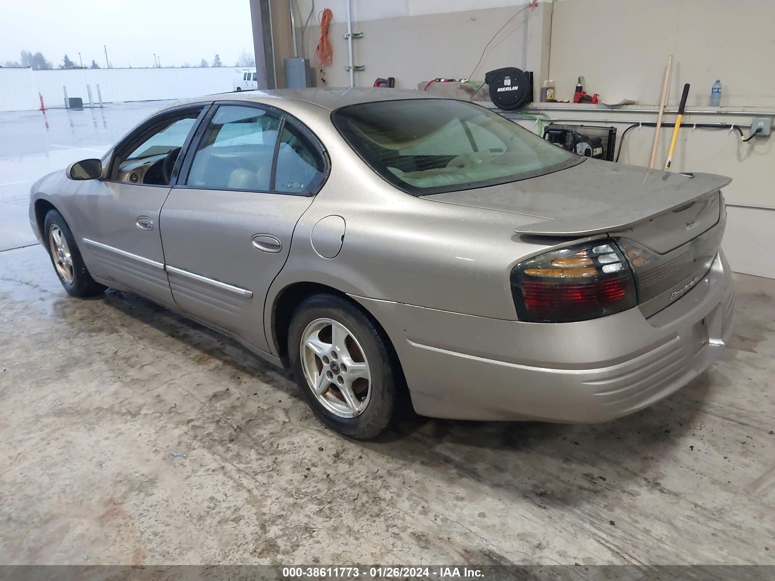 Photo 2 VIN: 1G2HX54K424235668 - PONTIAC BONNEVILLE 