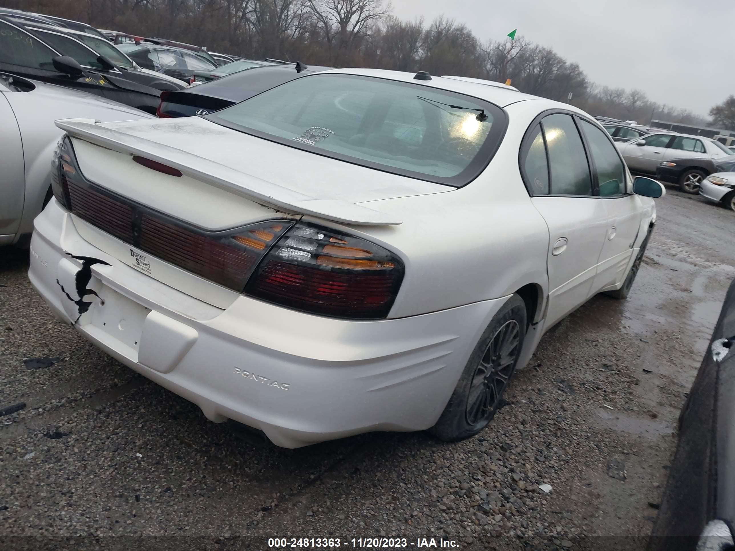 Photo 3 VIN: 1G2HY54K24U206931 - PONTIAC BONNEVILLE 