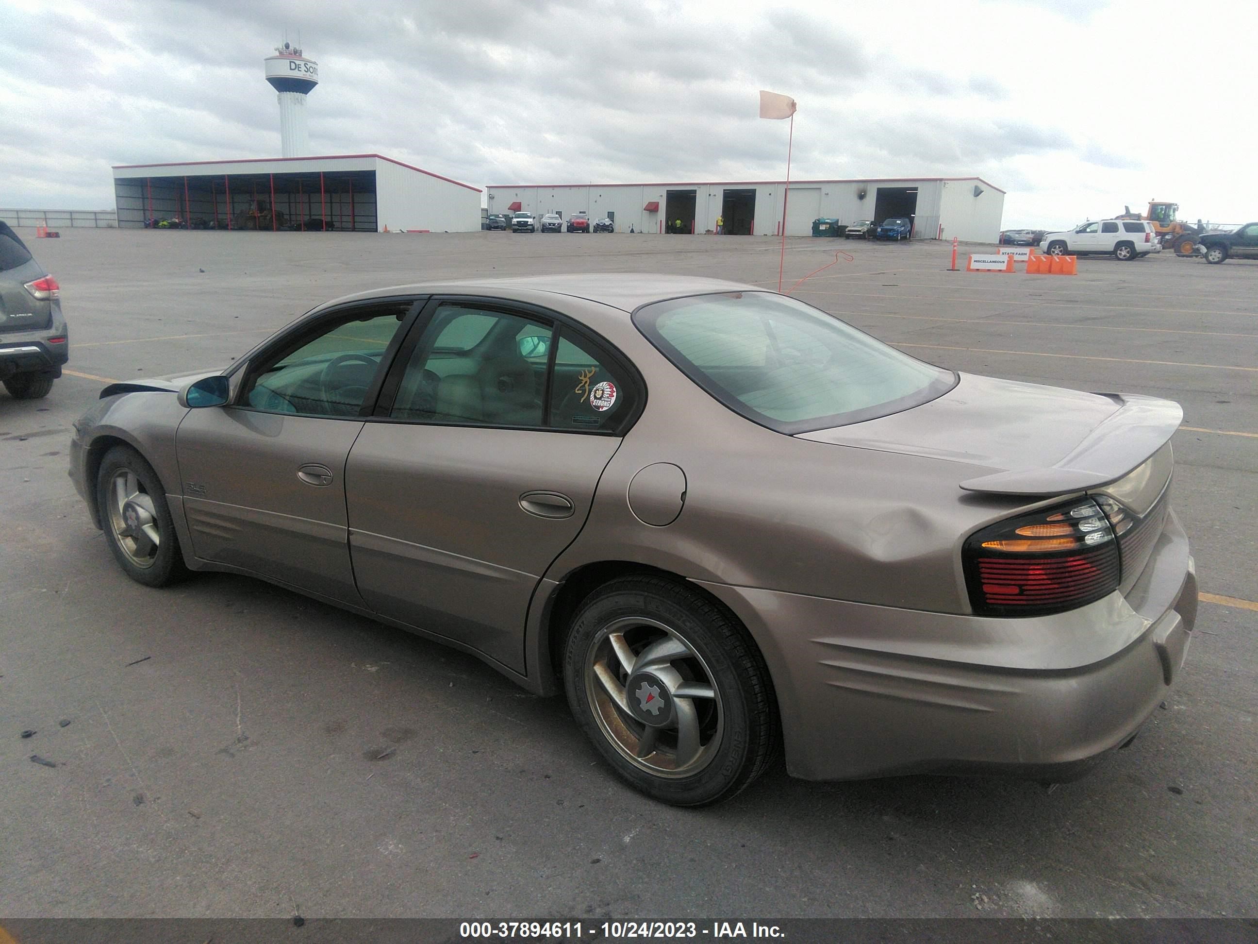 Photo 2 VIN: 1G2HY54K6Y4270038 - PONTIAC BONNEVILLE 