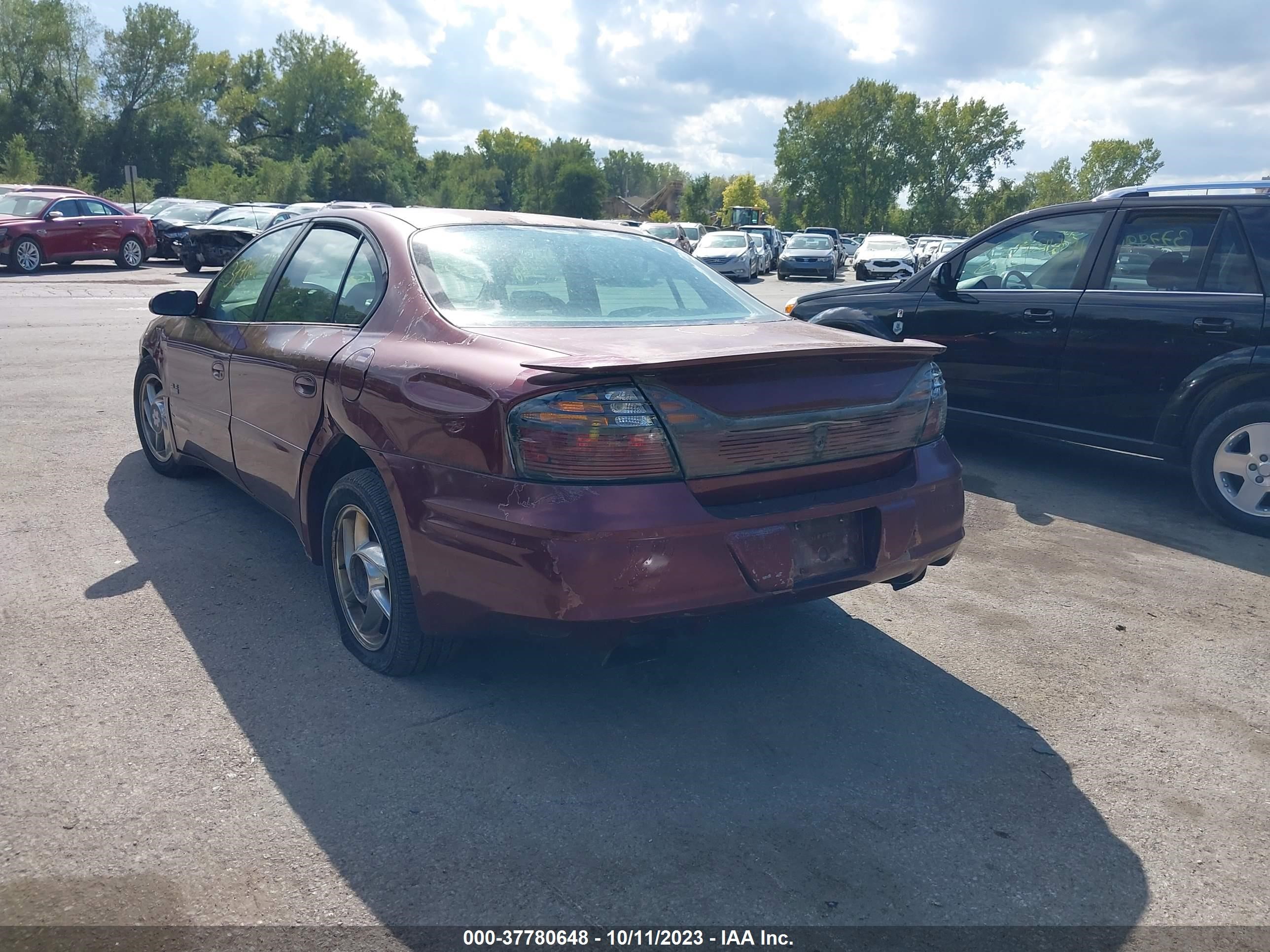 Photo 2 VIN: 1G2HY54K7Y4222810 - PONTIAC BONNEVILLE 