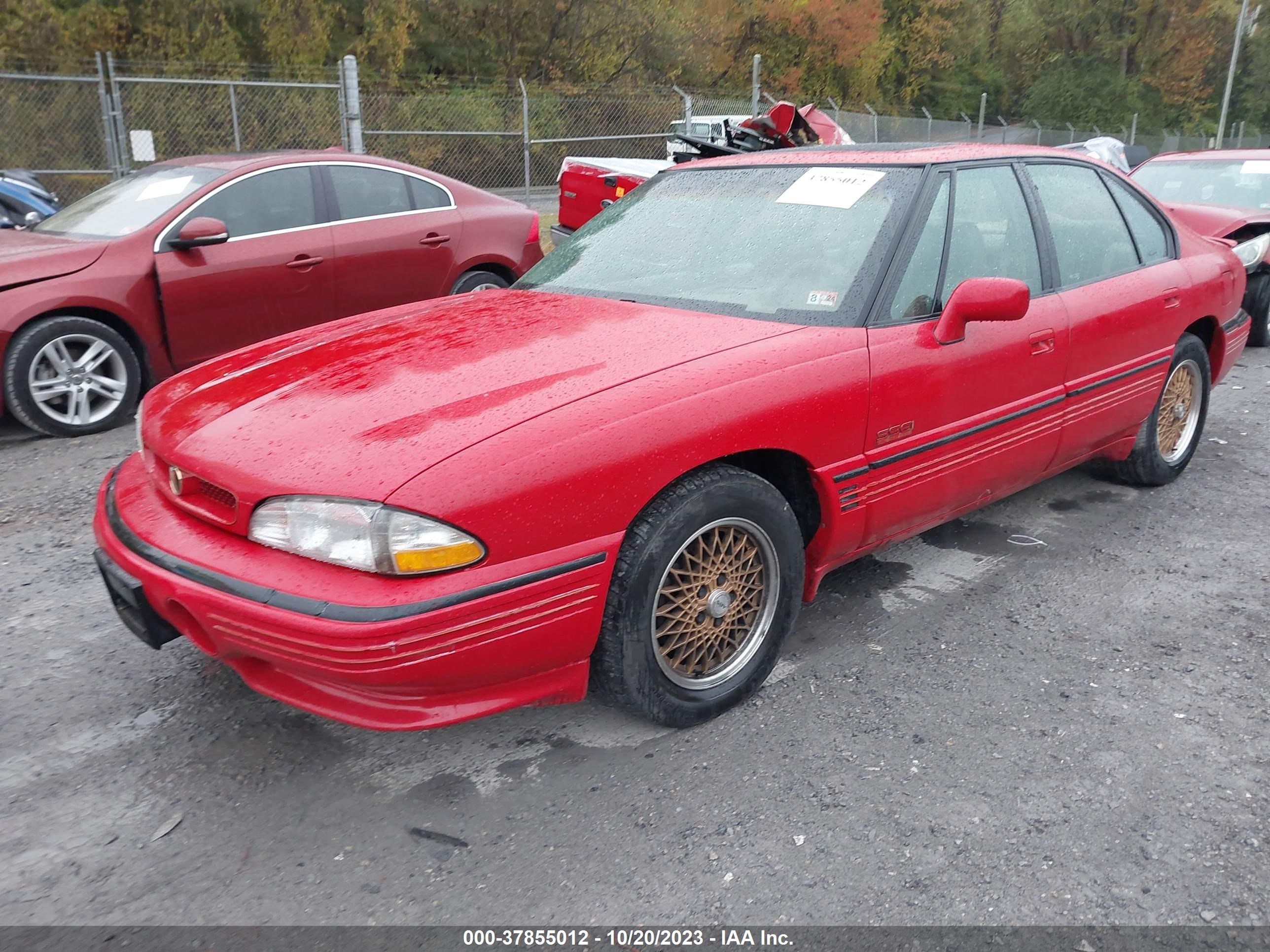 Photo 1 VIN: 1G2HZ5218R4270373 - PONTIAC BONNEVILLE 