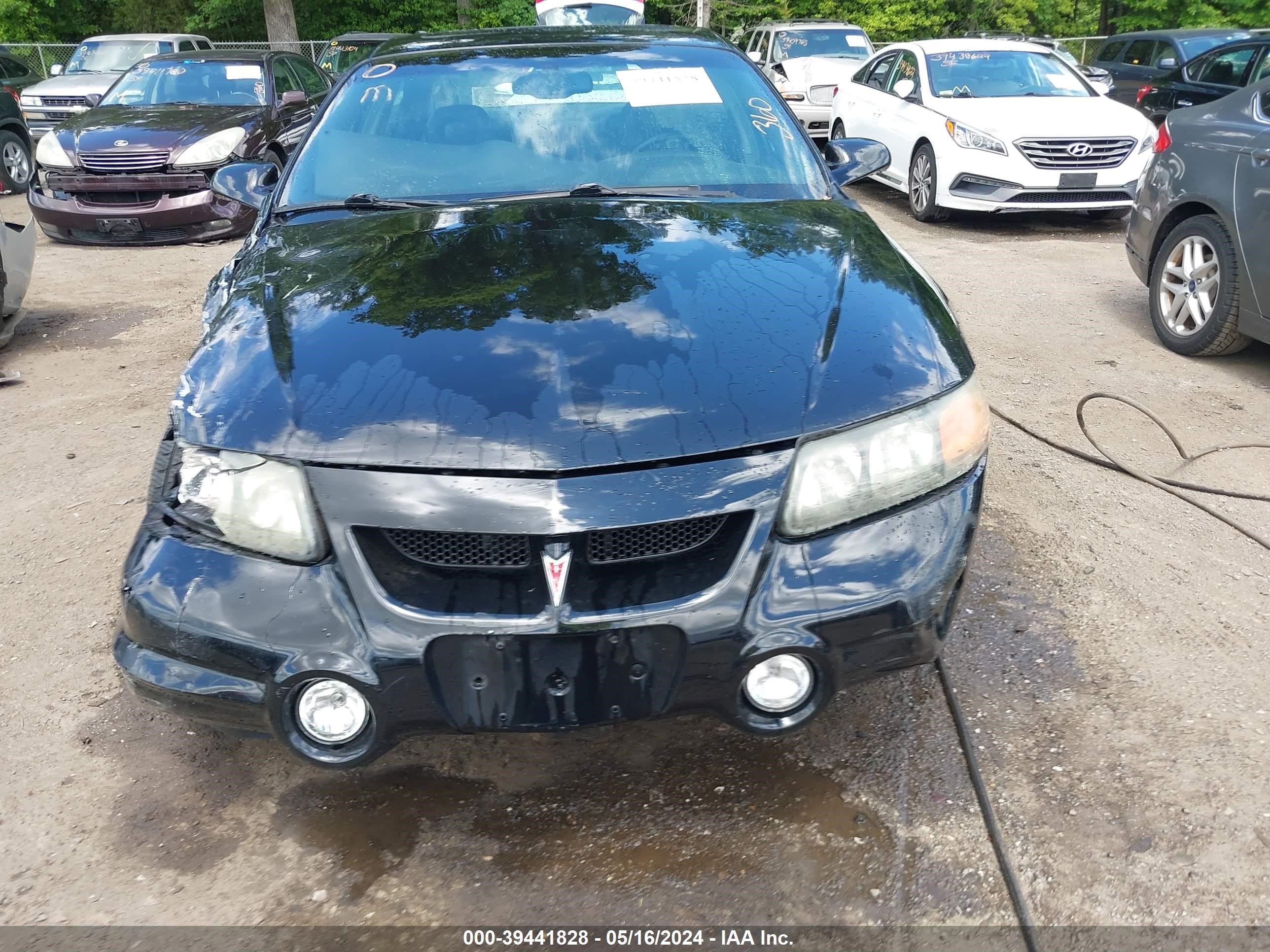 Photo 11 VIN: 1G2HZ541524156253 - PONTIAC BONNEVILLE 