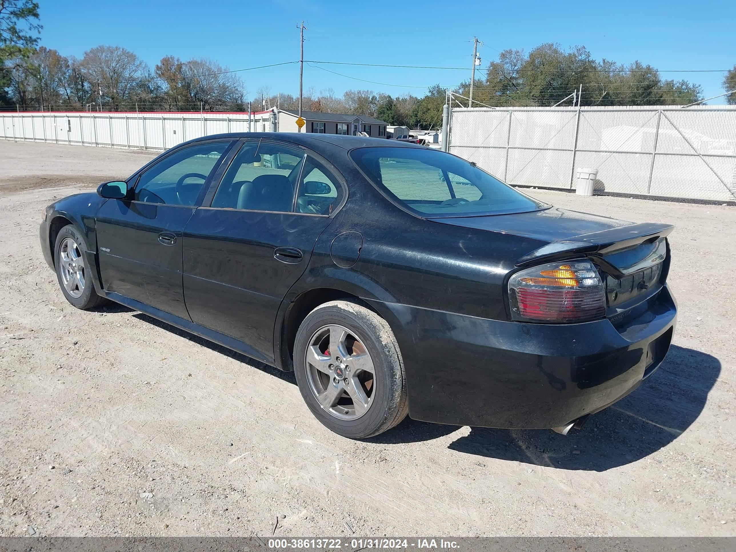 Photo 2 VIN: 1G2HZ54Y84U236355 - PONTIAC BONNEVILLE 