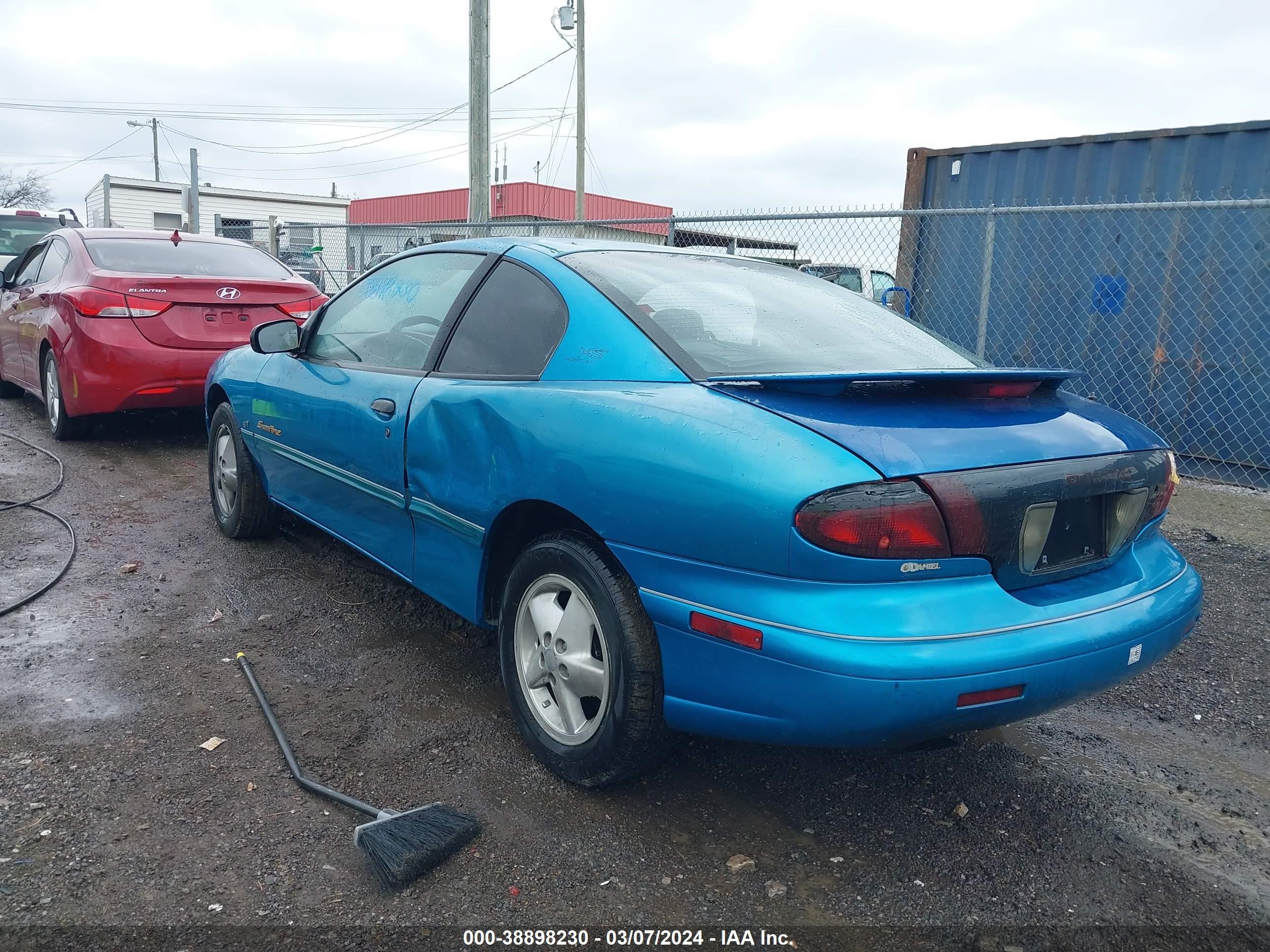 Photo 2 VIN: 1G2JB1241W7537288 - PONTIAC SUNFIRE 