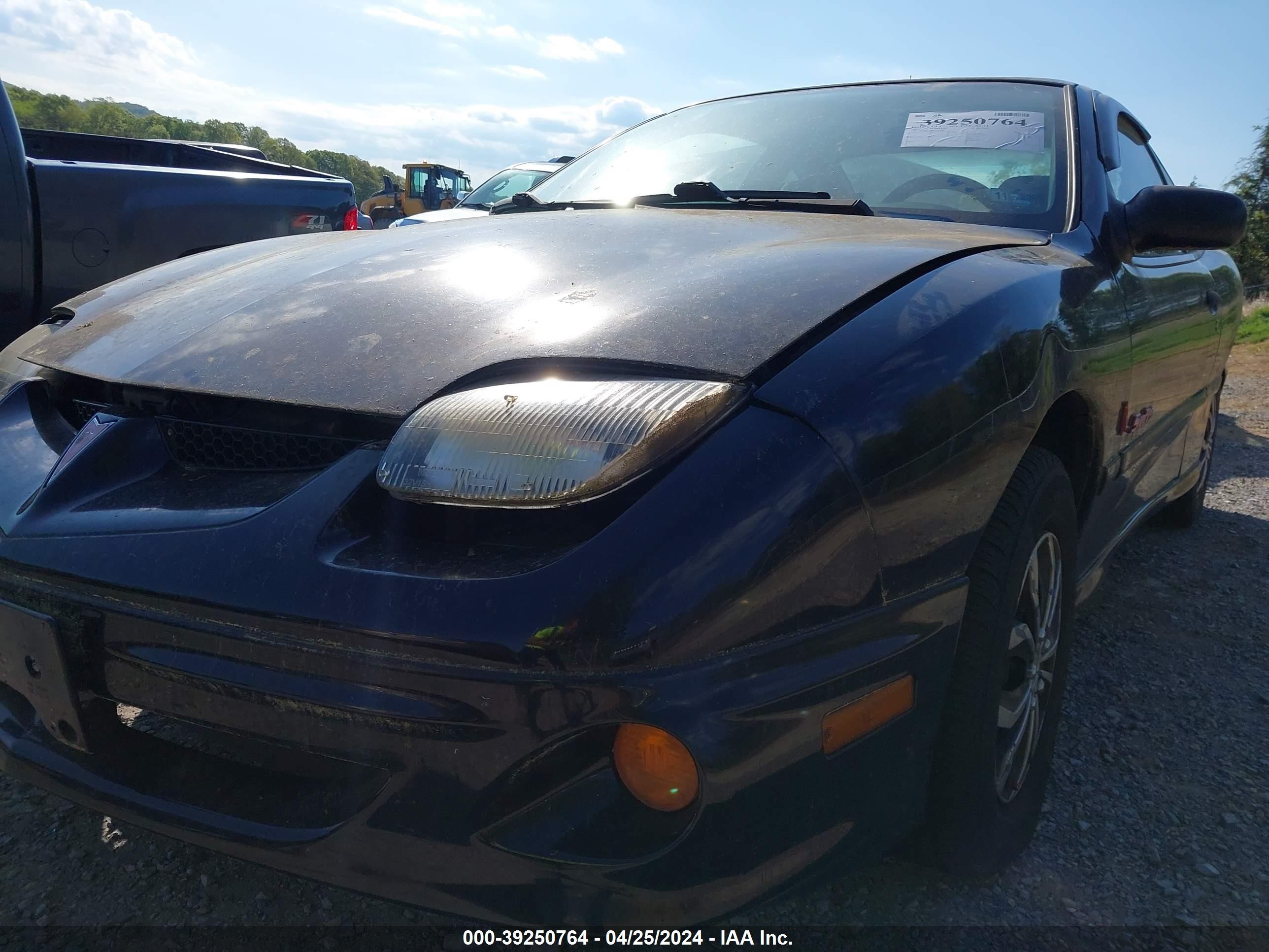 Photo 11 VIN: 1G2JB124427396226 - PONTIAC SUNFIRE 