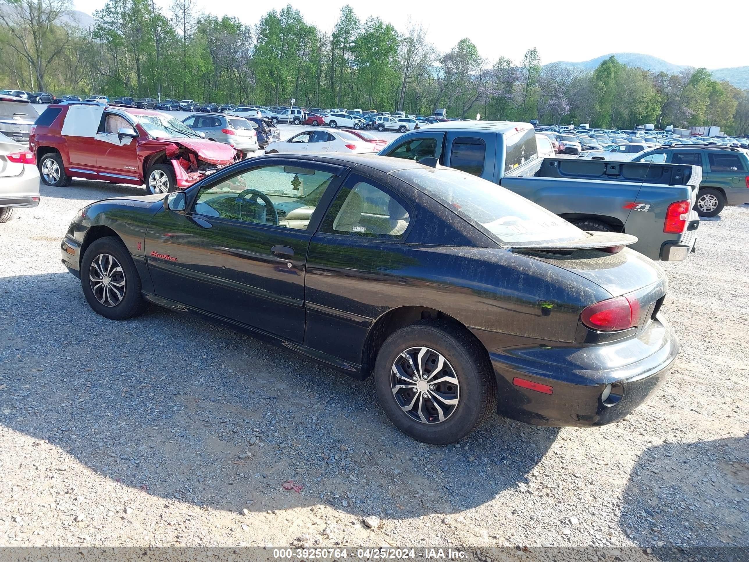 Photo 2 VIN: 1G2JB124427396226 - PONTIAC SUNFIRE 