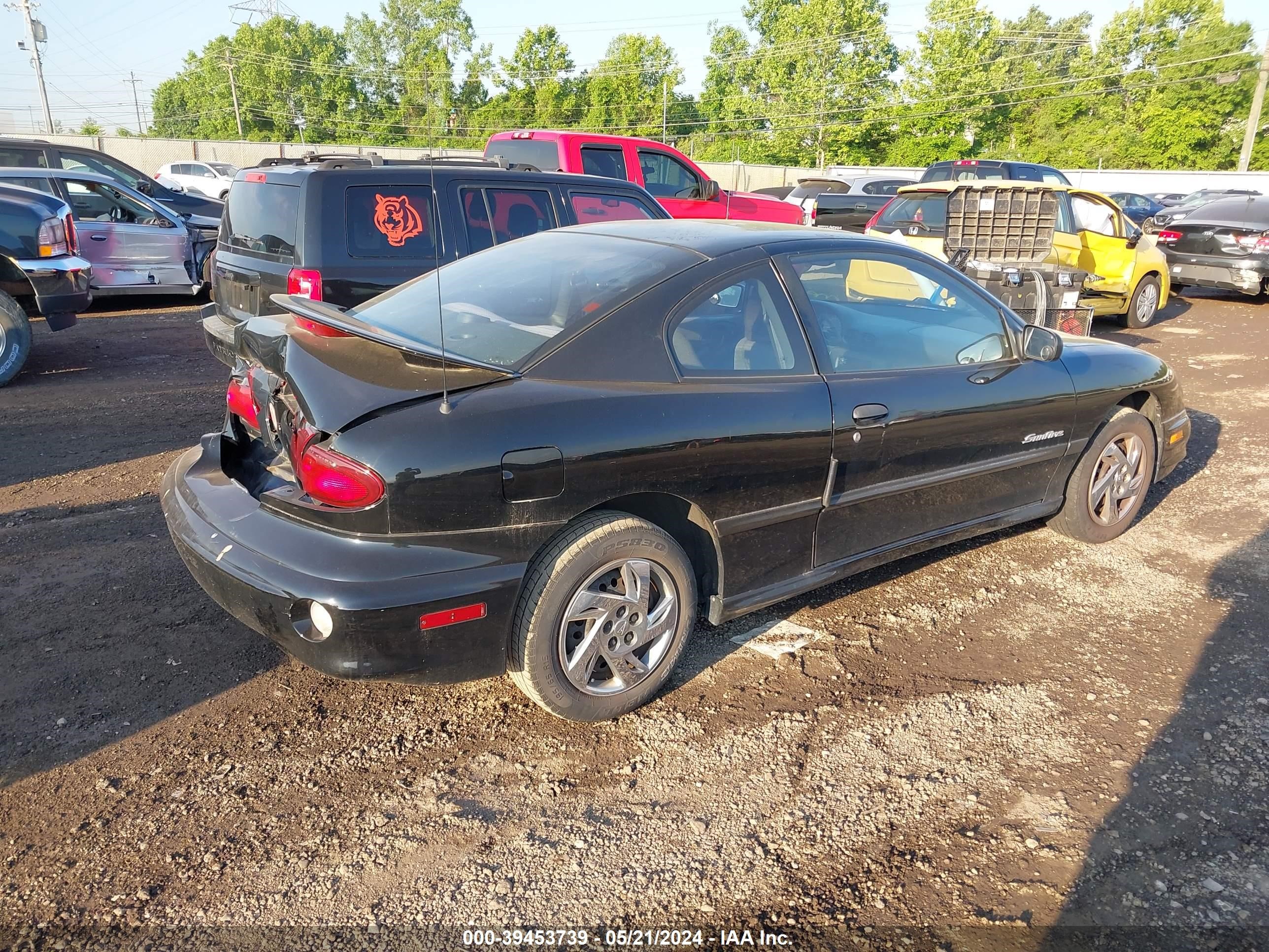 Photo 3 VIN: 1G2JB124717342658 - PONTIAC SUNFIRE 