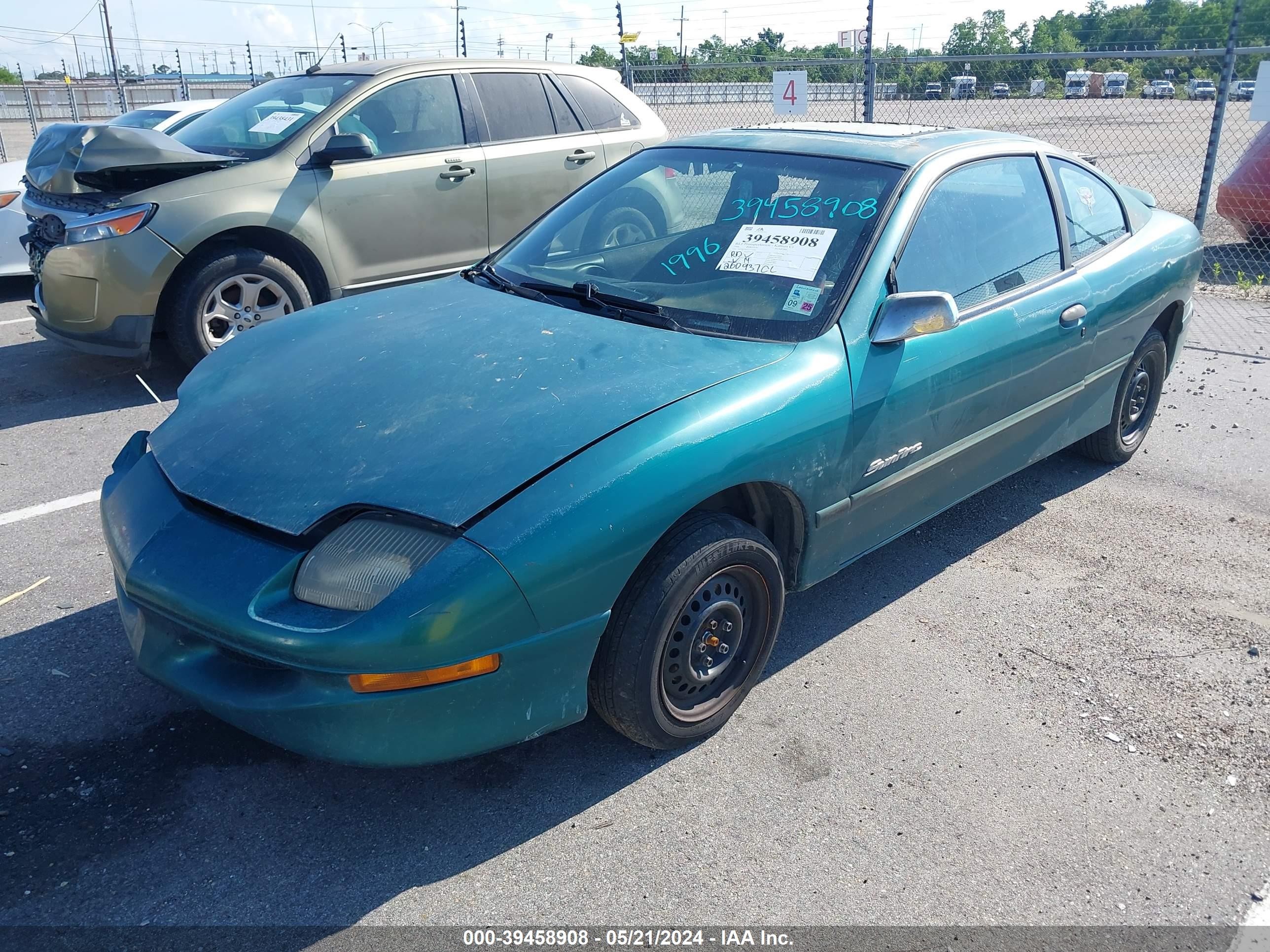 Photo 1 VIN: 1G2JB1247T7572140 - PONTIAC SUNFIRE 