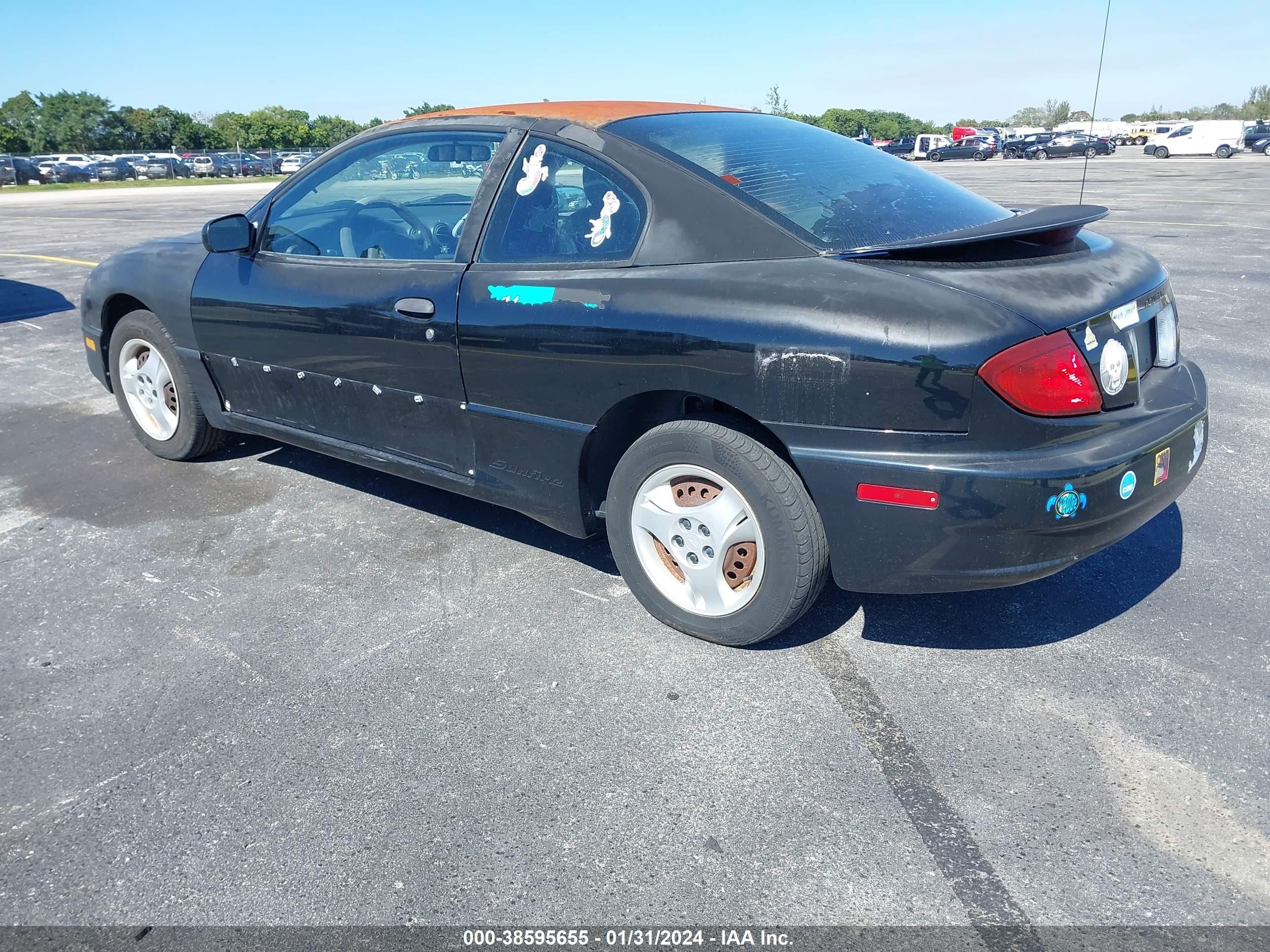 Photo 2 VIN: 1G2JB12F237238728 - PONTIAC SUNFIRE 