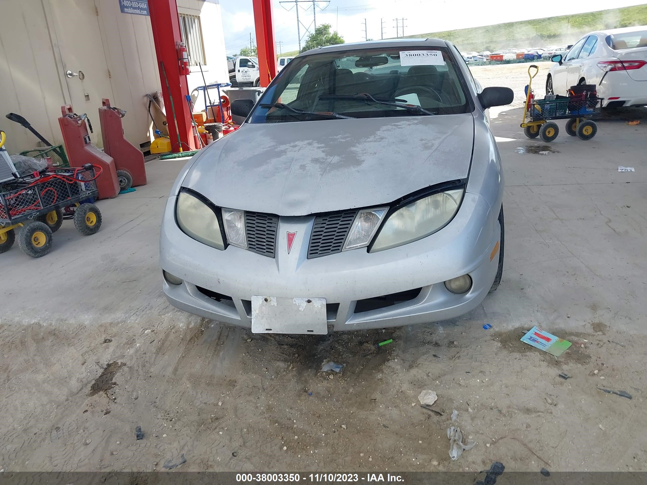 Photo 11 VIN: 1G2JB12F337380179 - PONTIAC SUNFIRE 