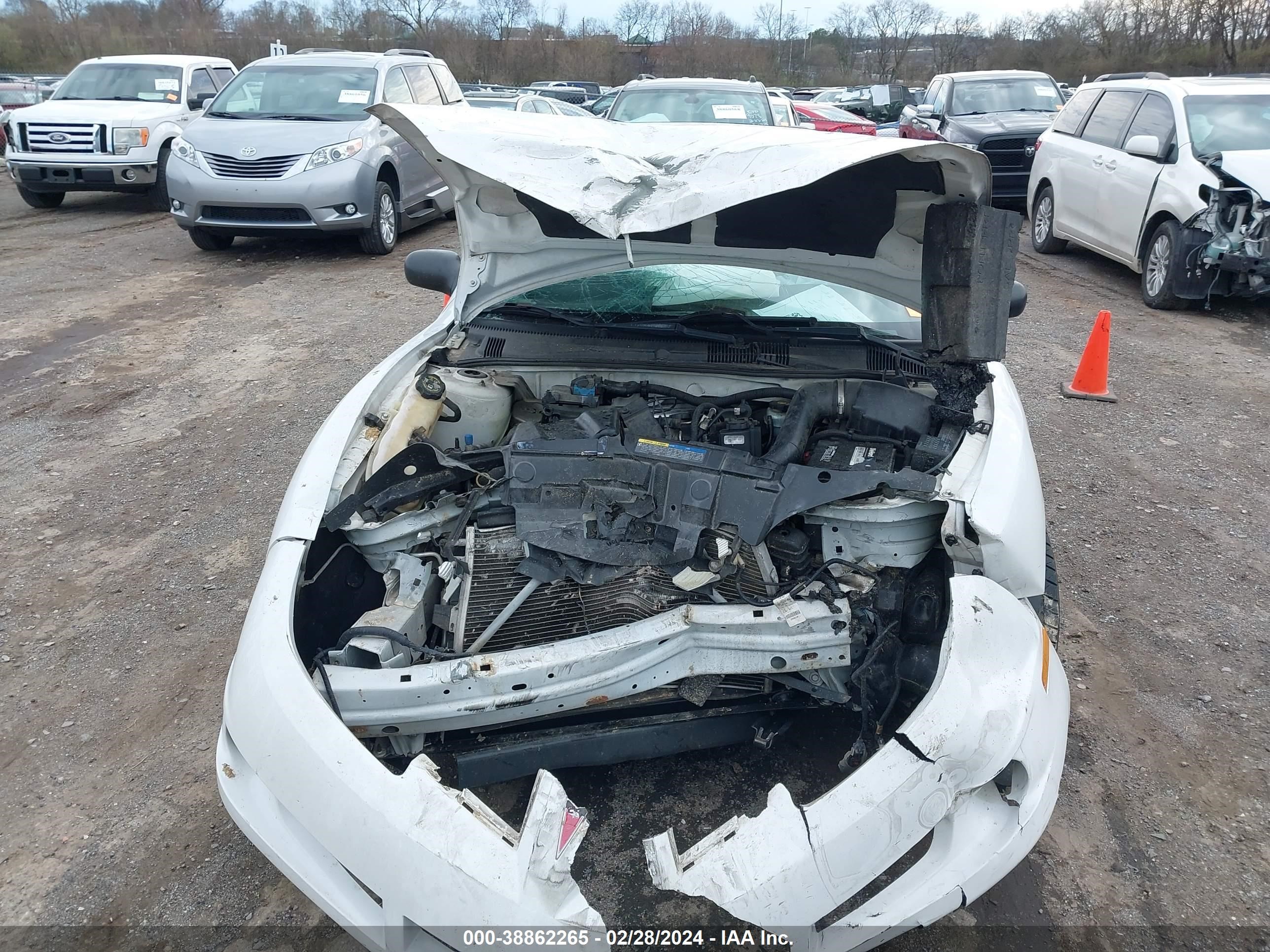 Photo 9 VIN: 1G2JB12F547220063 - PONTIAC SUNFIRE 