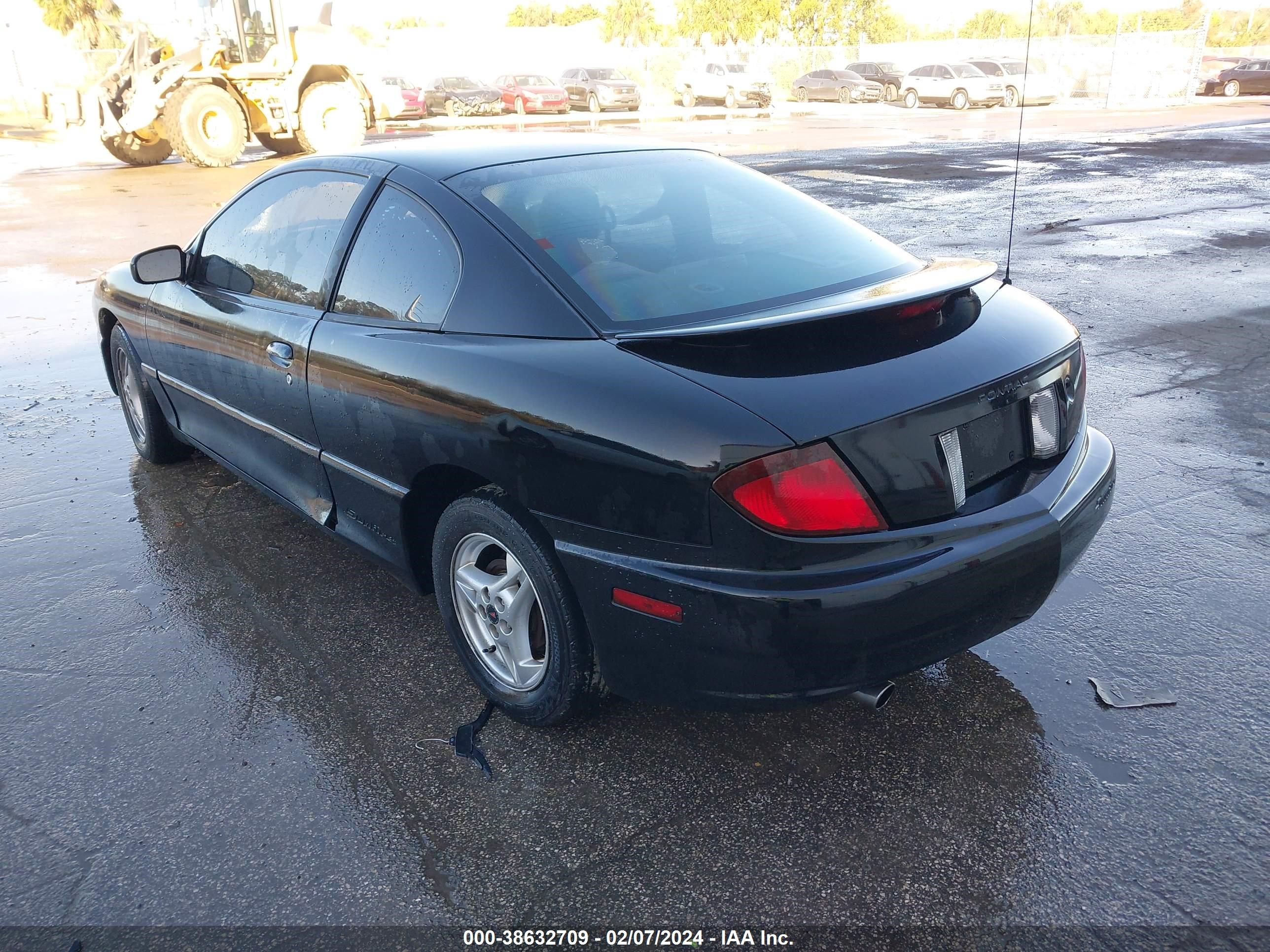 Photo 2 VIN: 1G2JB12F637119788 - PONTIAC SUNFIRE 