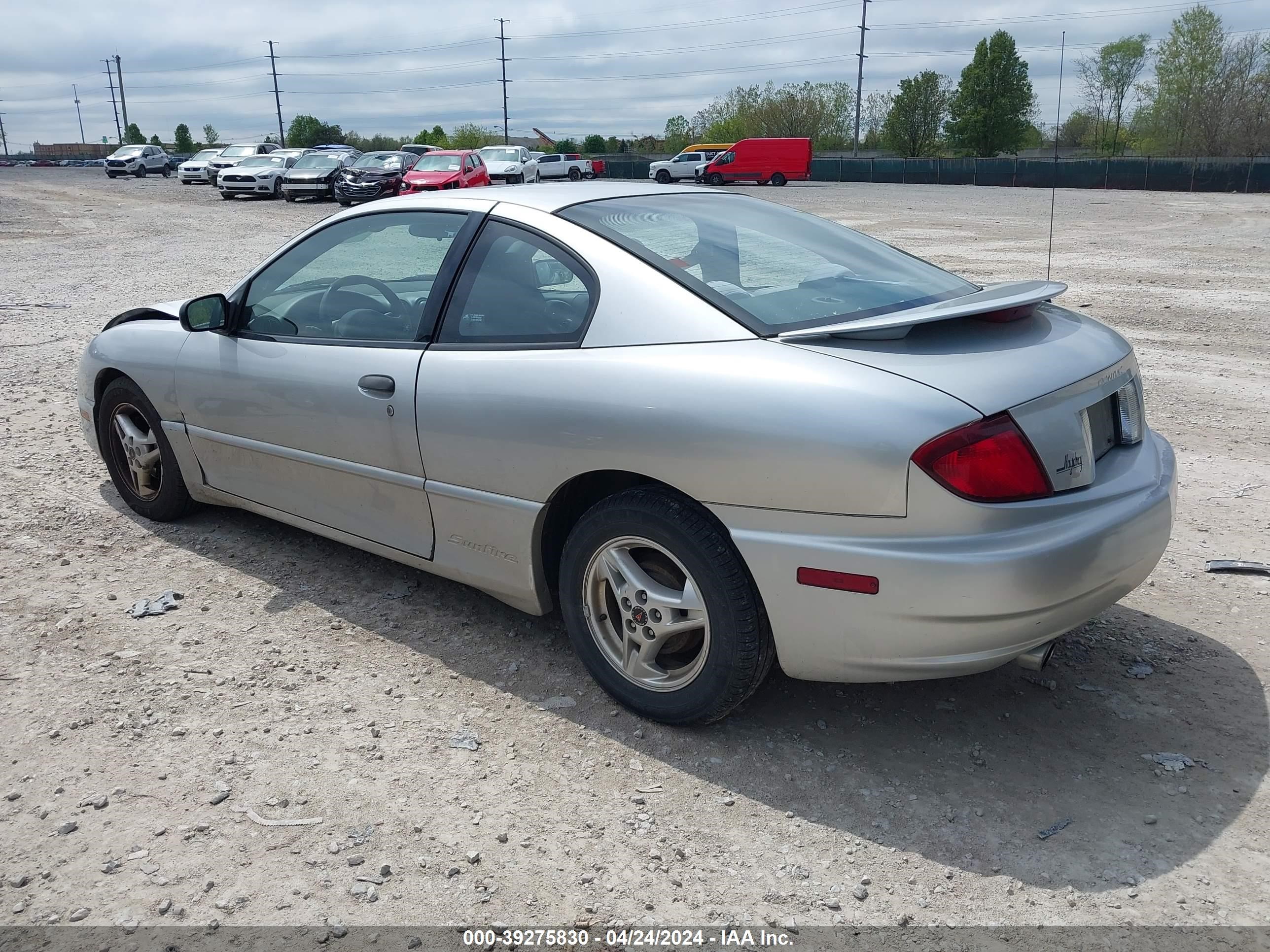 Photo 2 VIN: 1G2JB12F847104467 - PONTIAC SUNFIRE 