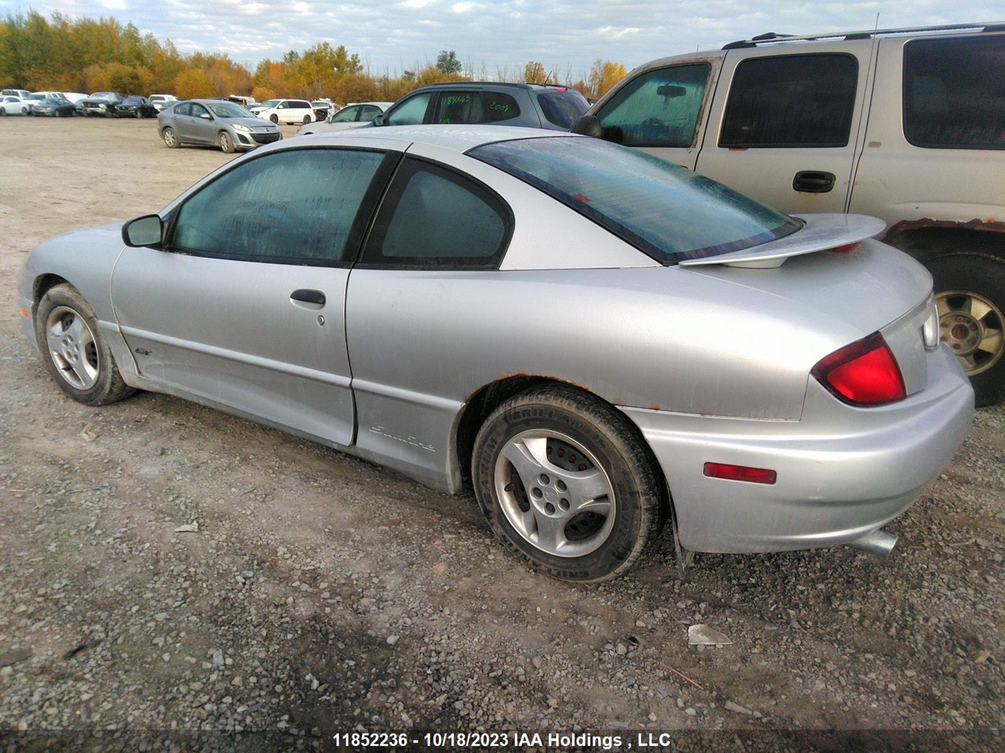 Photo 2 VIN: 1G2JB12F937304840 - PONTIAC SUNFIRE 