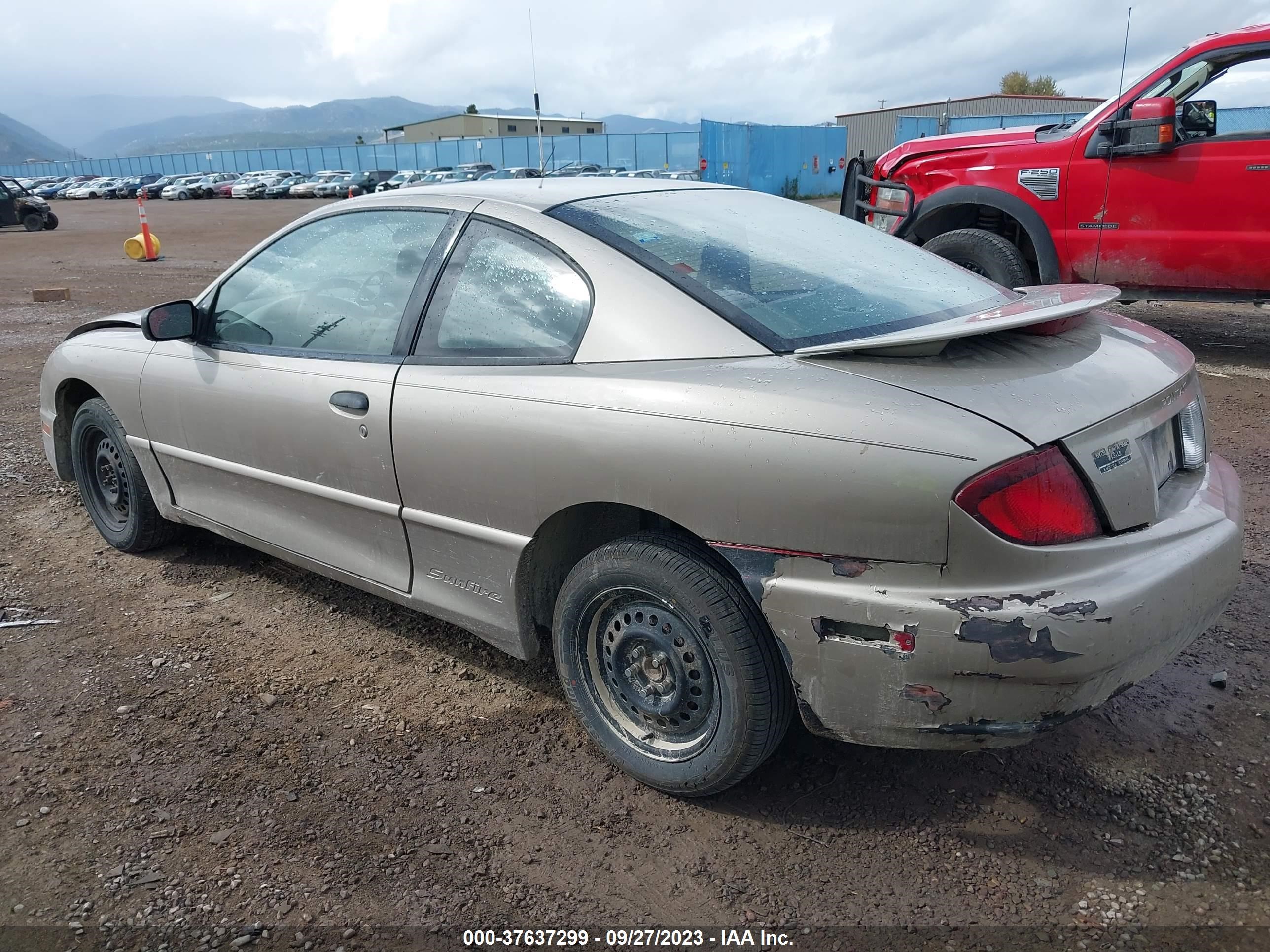 Photo 2 VIN: 1G2JB17F437137585 - PONTIAC SUNFIRE 