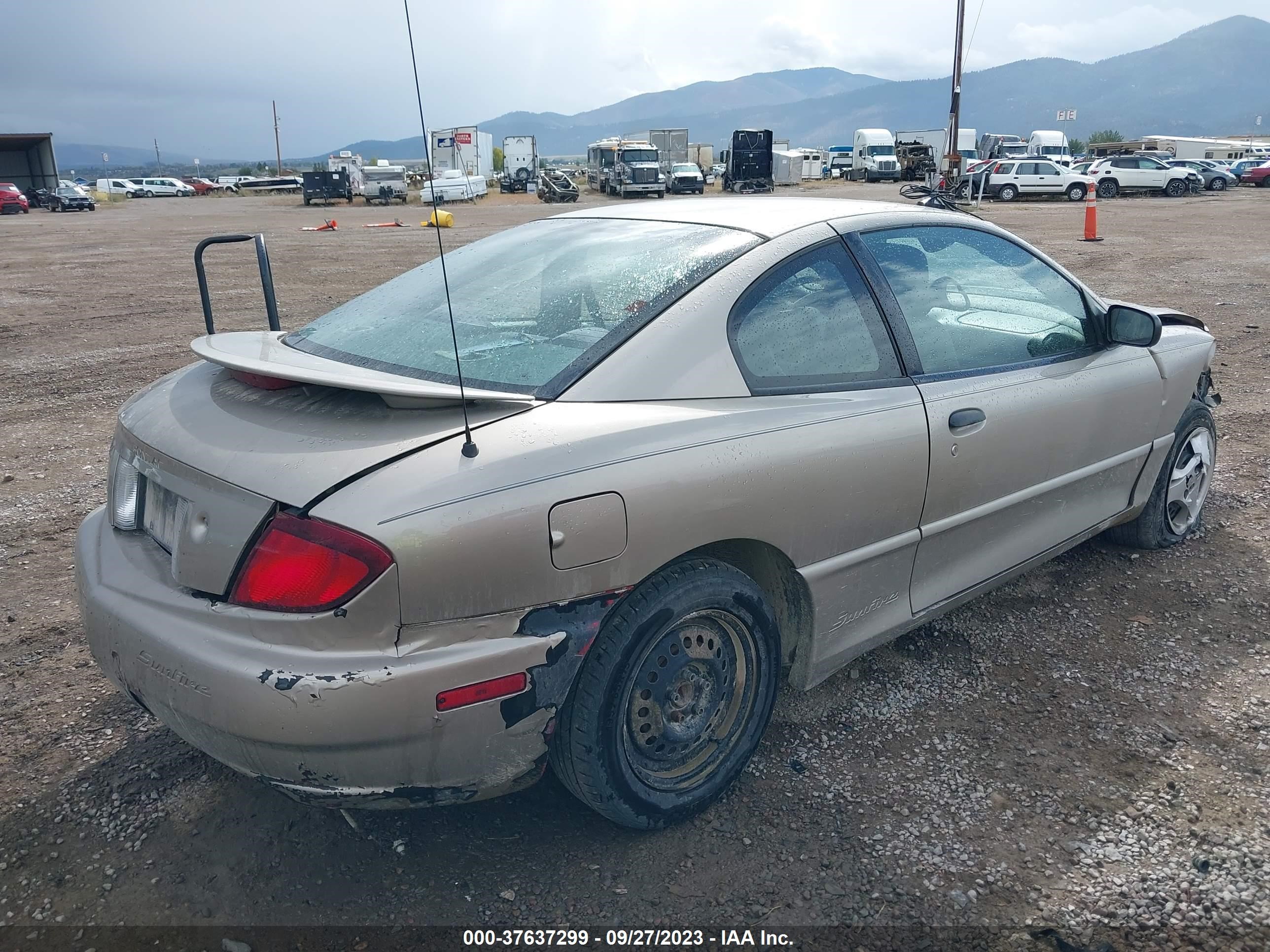 Photo 3 VIN: 1G2JB17F437137585 - PONTIAC SUNFIRE 