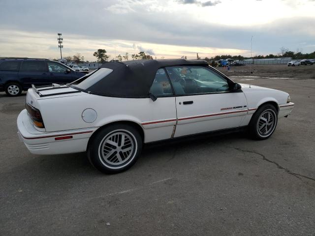 Photo 2 VIN: 1G2JB34H4N7538333 - PONTIAC SUNBIRD 