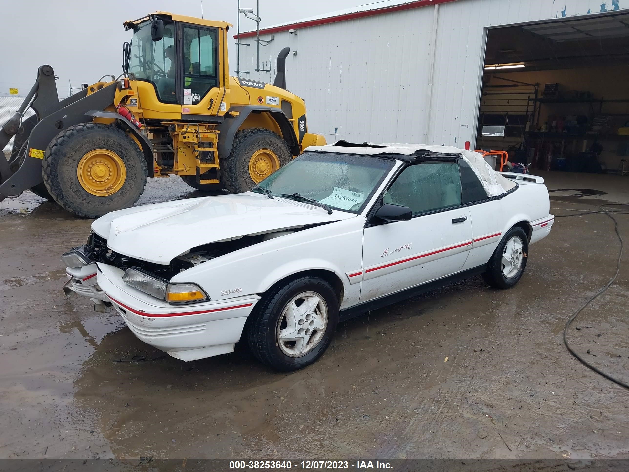 Photo 1 VIN: 1G2JB34T9P7556835 - PONTIAC SUNBIRD 