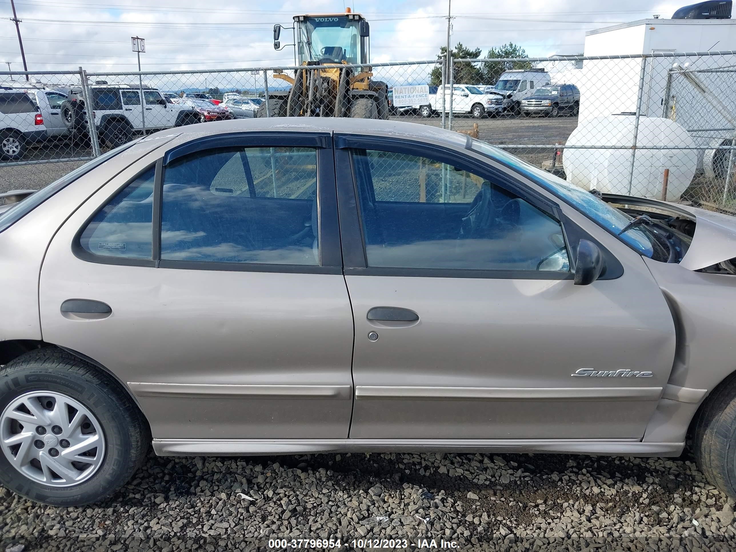 Photo 12 VIN: 1G2JB524217320235 - PONTIAC SUNFIRE 