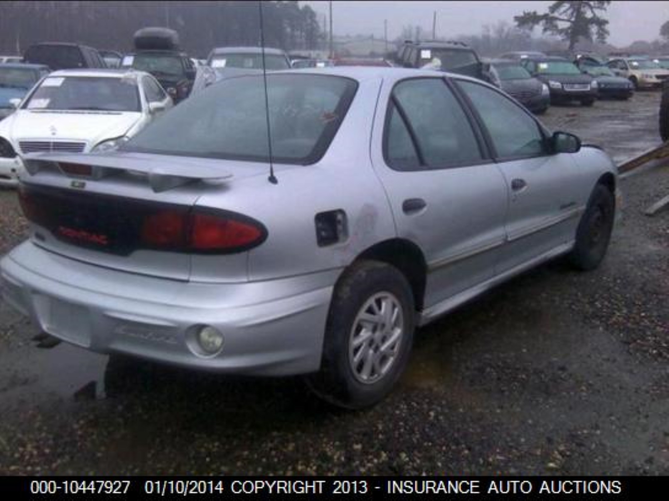 Photo 3 VIN: 1G2JB524417398449 - PONTIAC SUNFIRE 