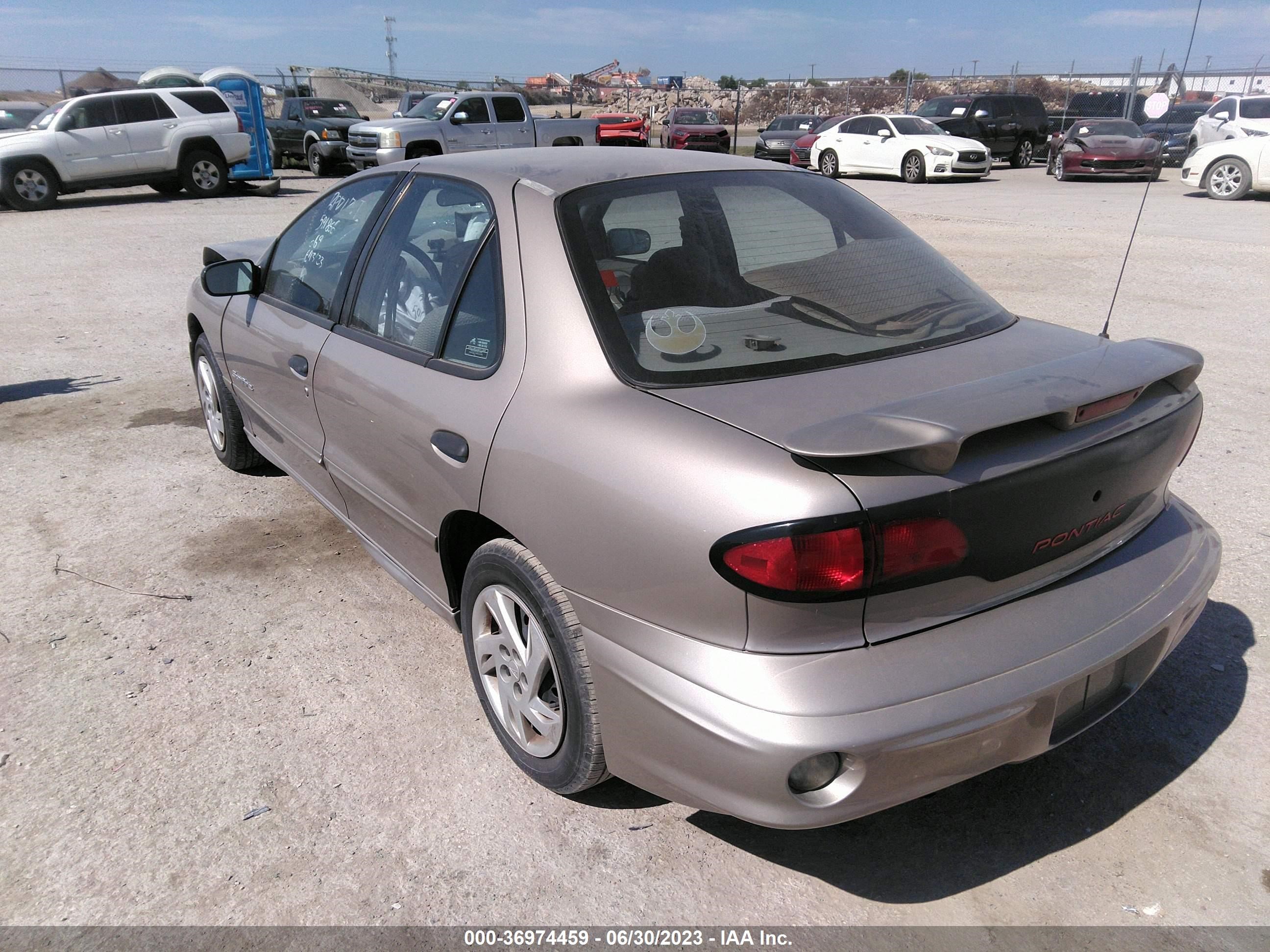 Photo 2 VIN: 1G2JB5244Y7322532 - PONTIAC SUNFIRE 