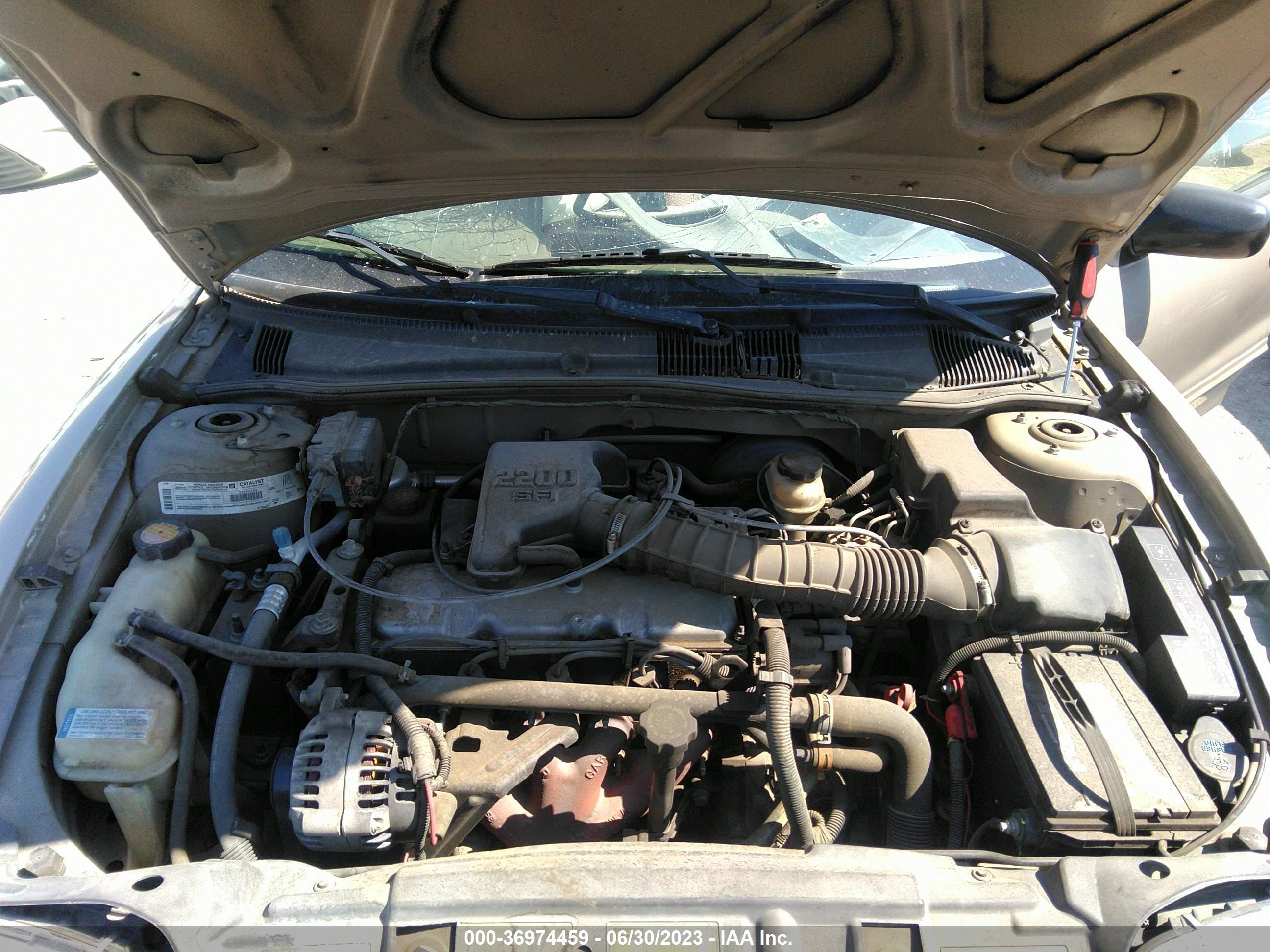 Photo 9 VIN: 1G2JB5244Y7322532 - PONTIAC SUNFIRE 