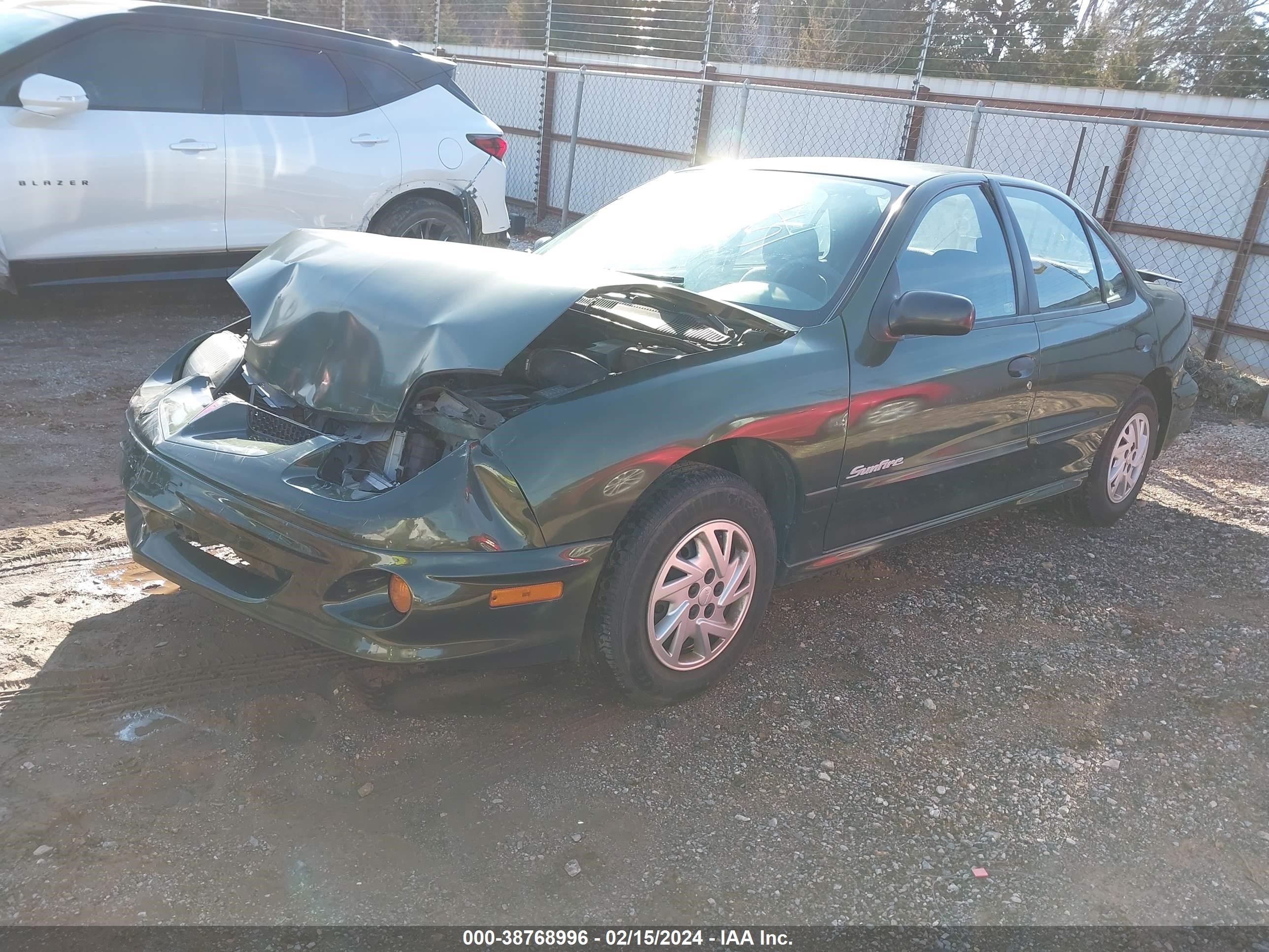 Photo 1 VIN: 1G2JB5246Y7403628 - PONTIAC SUNFIRE 