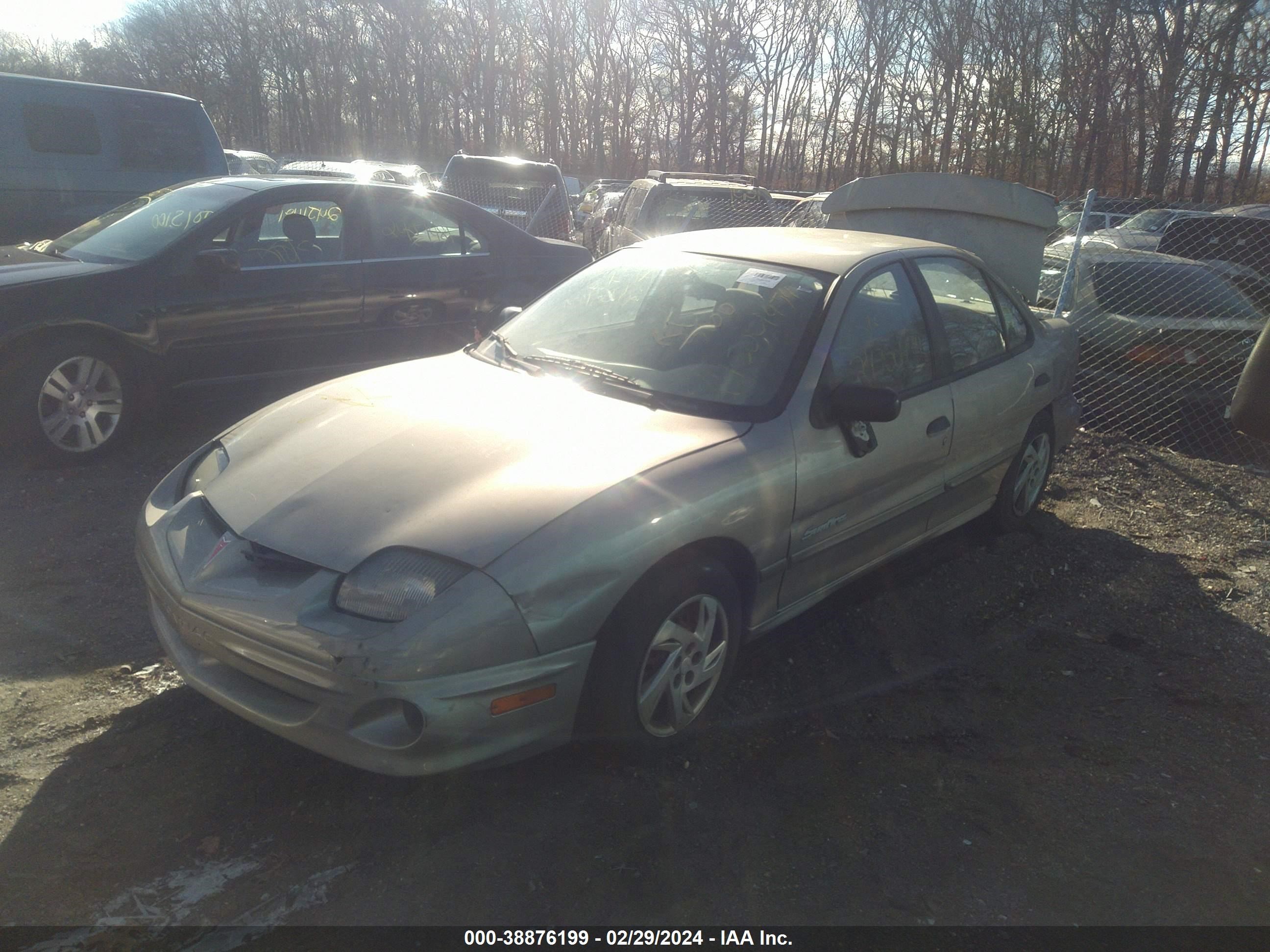 Photo 1 VIN: 1G2JB524727116483 - PONTIAC SUNFIRE 