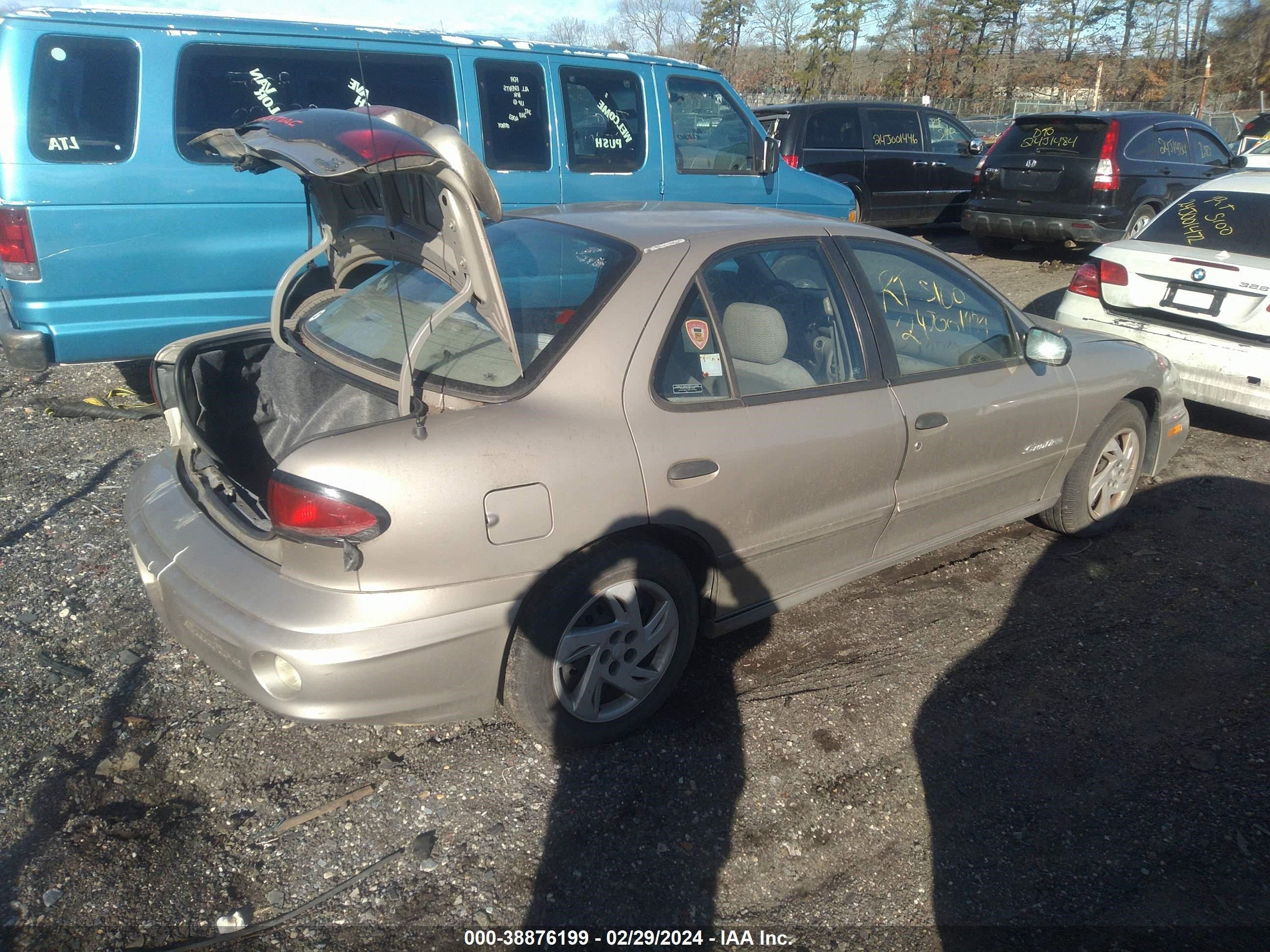 Photo 3 VIN: 1G2JB524727116483 - PONTIAC SUNFIRE 