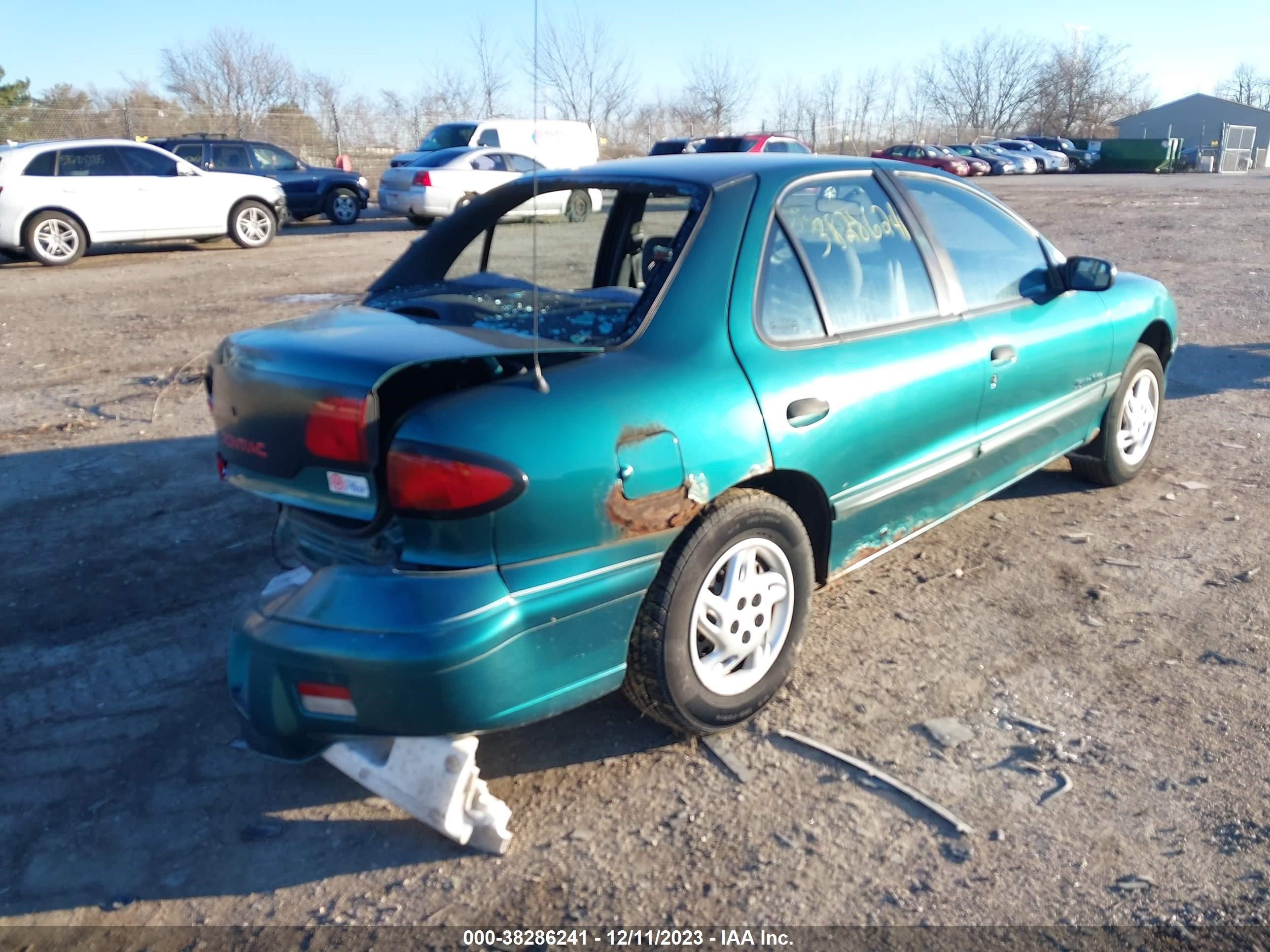 Photo 3 VIN: 1G2JB5249V7501810 - PONTIAC SUNFIRE 