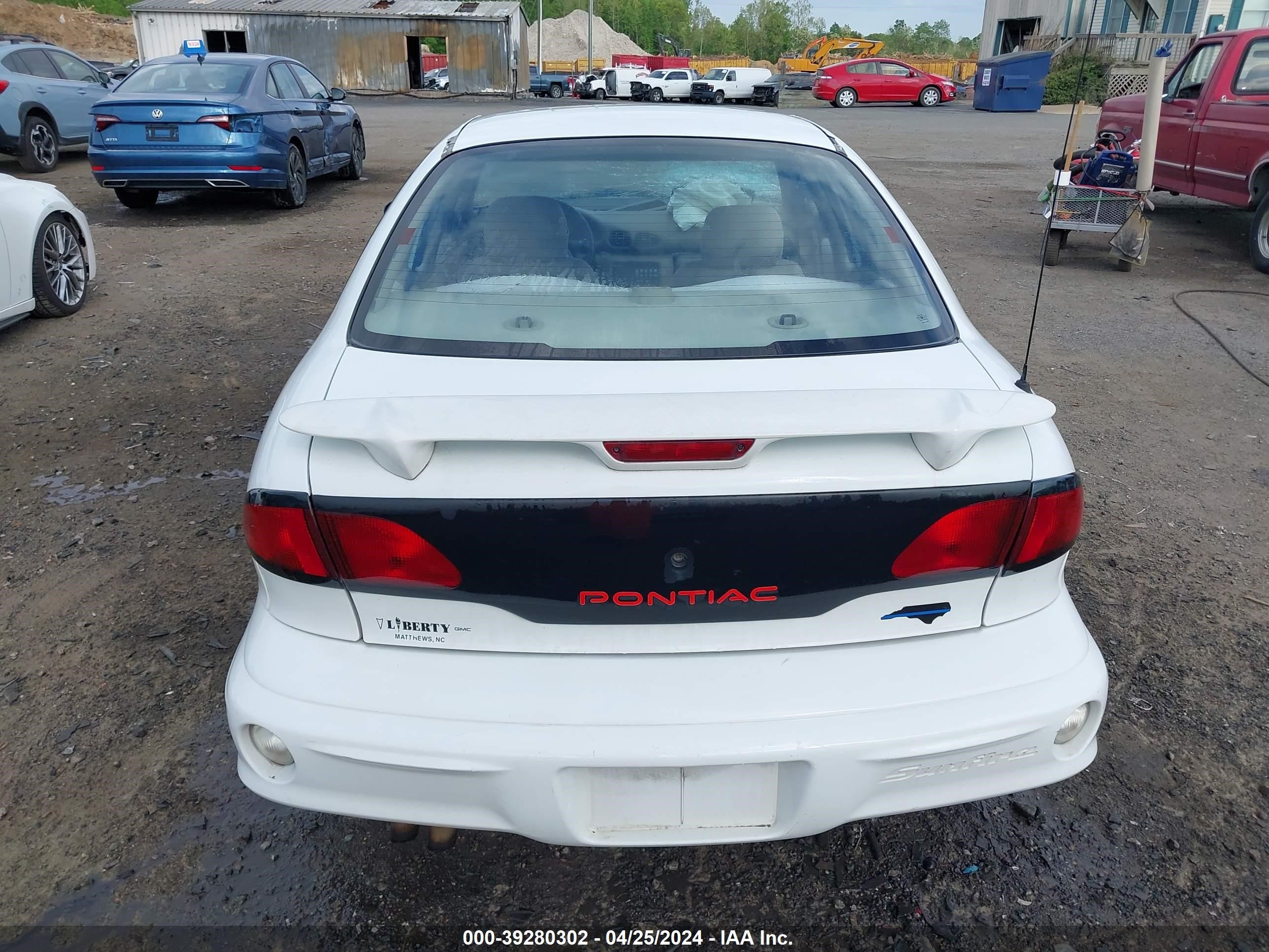 Photo 16 VIN: 1G2JB5249Y7188570 - PONTIAC SUNFIRE 