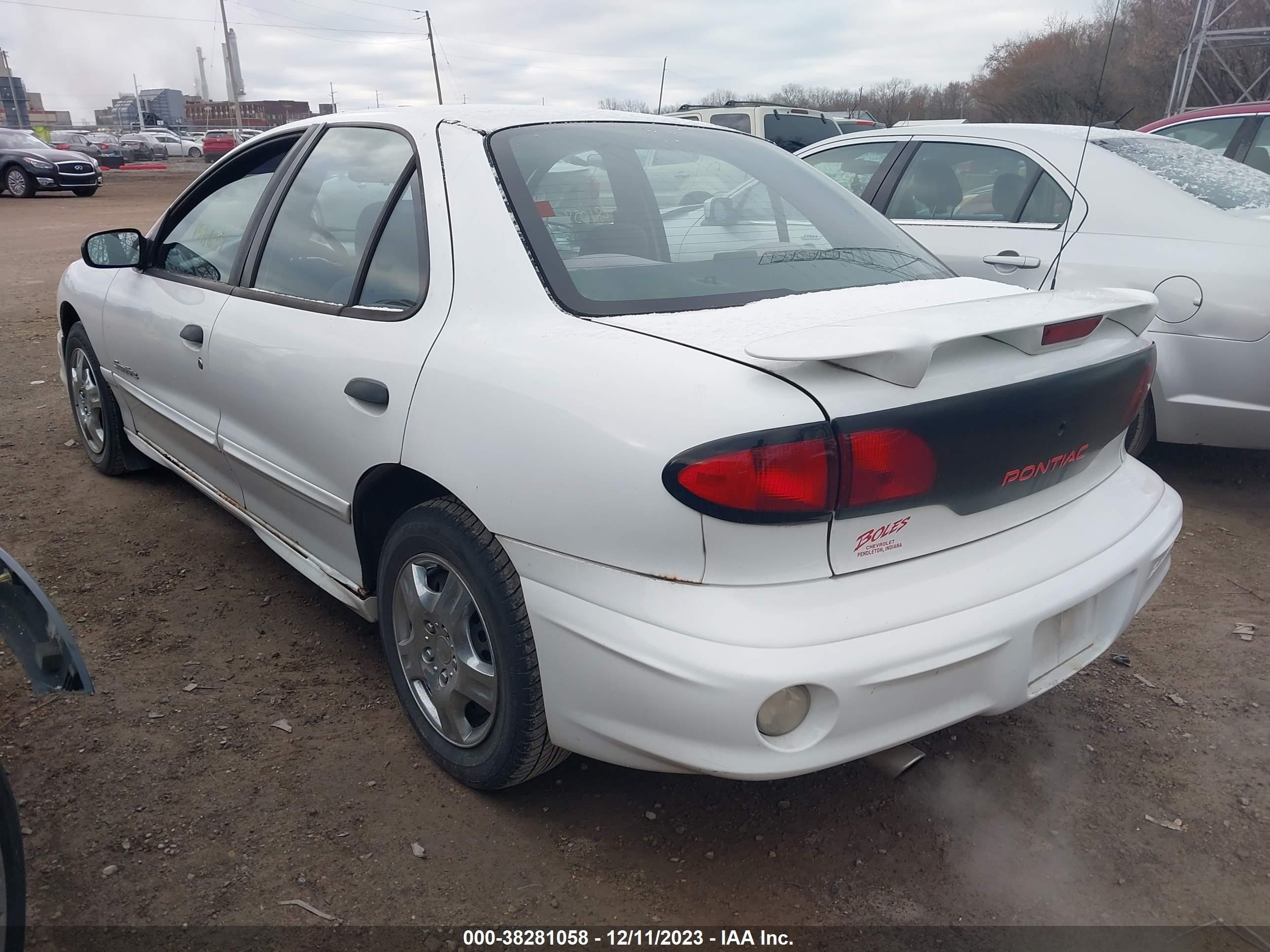 Photo 2 VIN: 1G2JB52F127486281 - PONTIAC SUNFIRE 