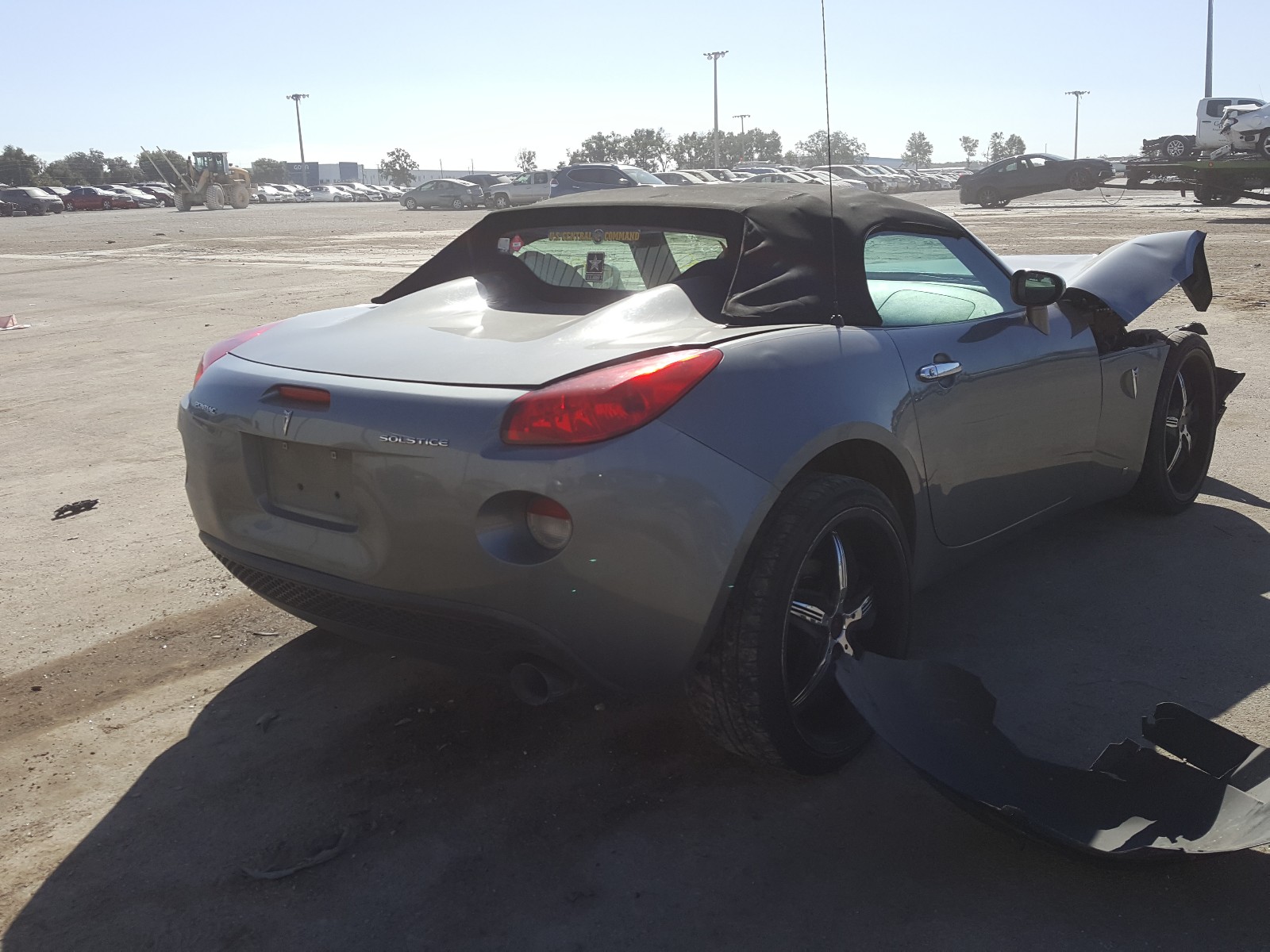 Photo 3 VIN: 1G2MB33B06Y101175 - PONTIAC SOLSTICE 