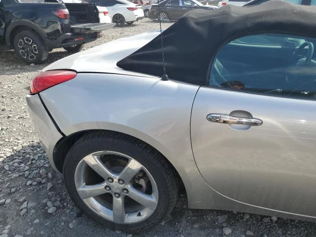 Photo 9 VIN: 1G2MB33B16Y106501 - PONTIAC SOLSTICE 