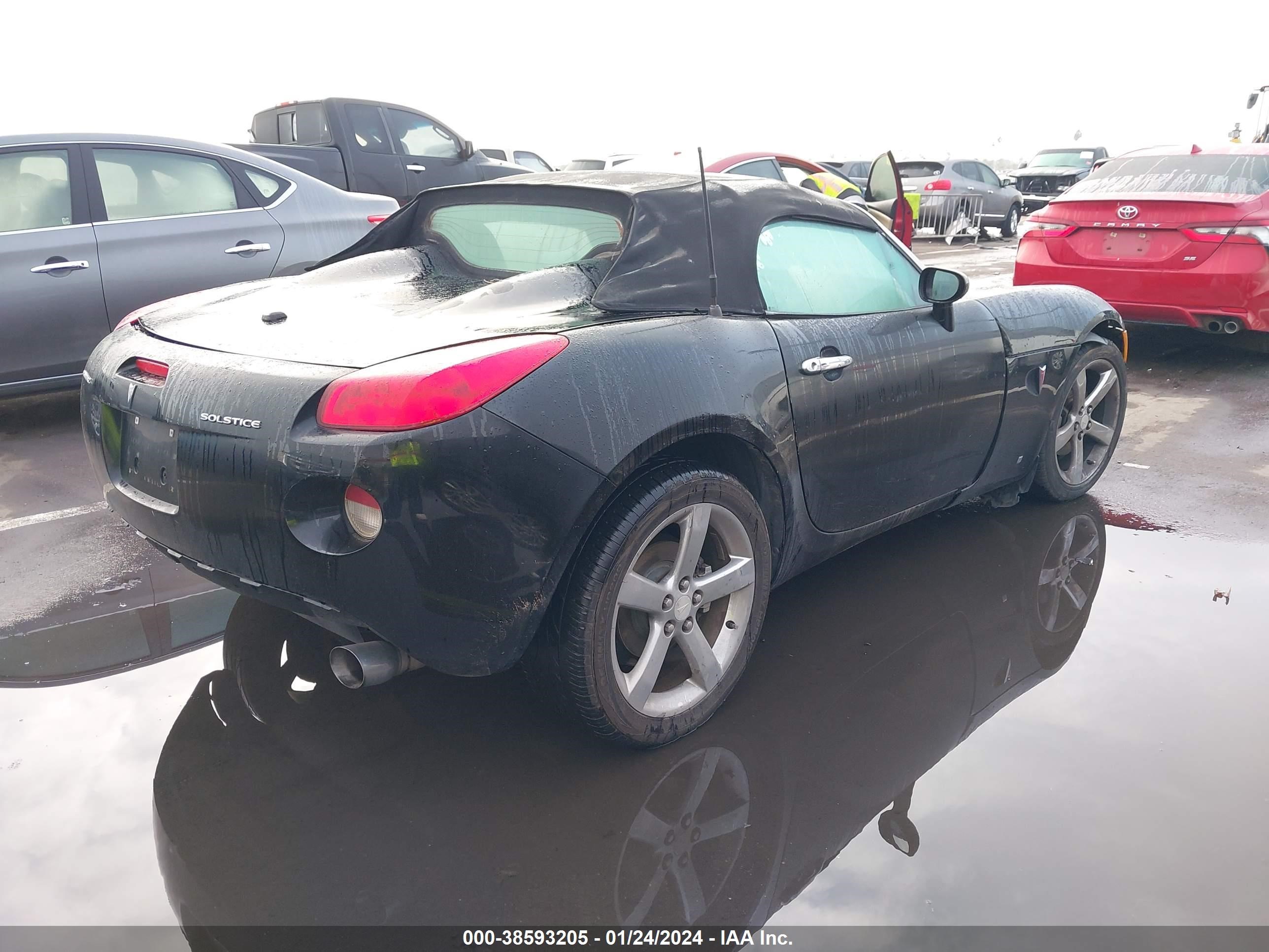 Photo 3 VIN: 1G2MB33B36Y105172 - PONTIAC SOLSTICE 