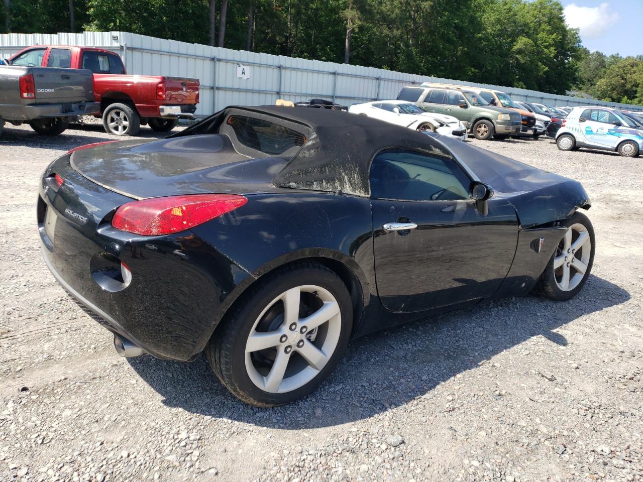 Photo 2 VIN: 1G2MB33B46Y000303 - PONTIAC SOLSTICE 