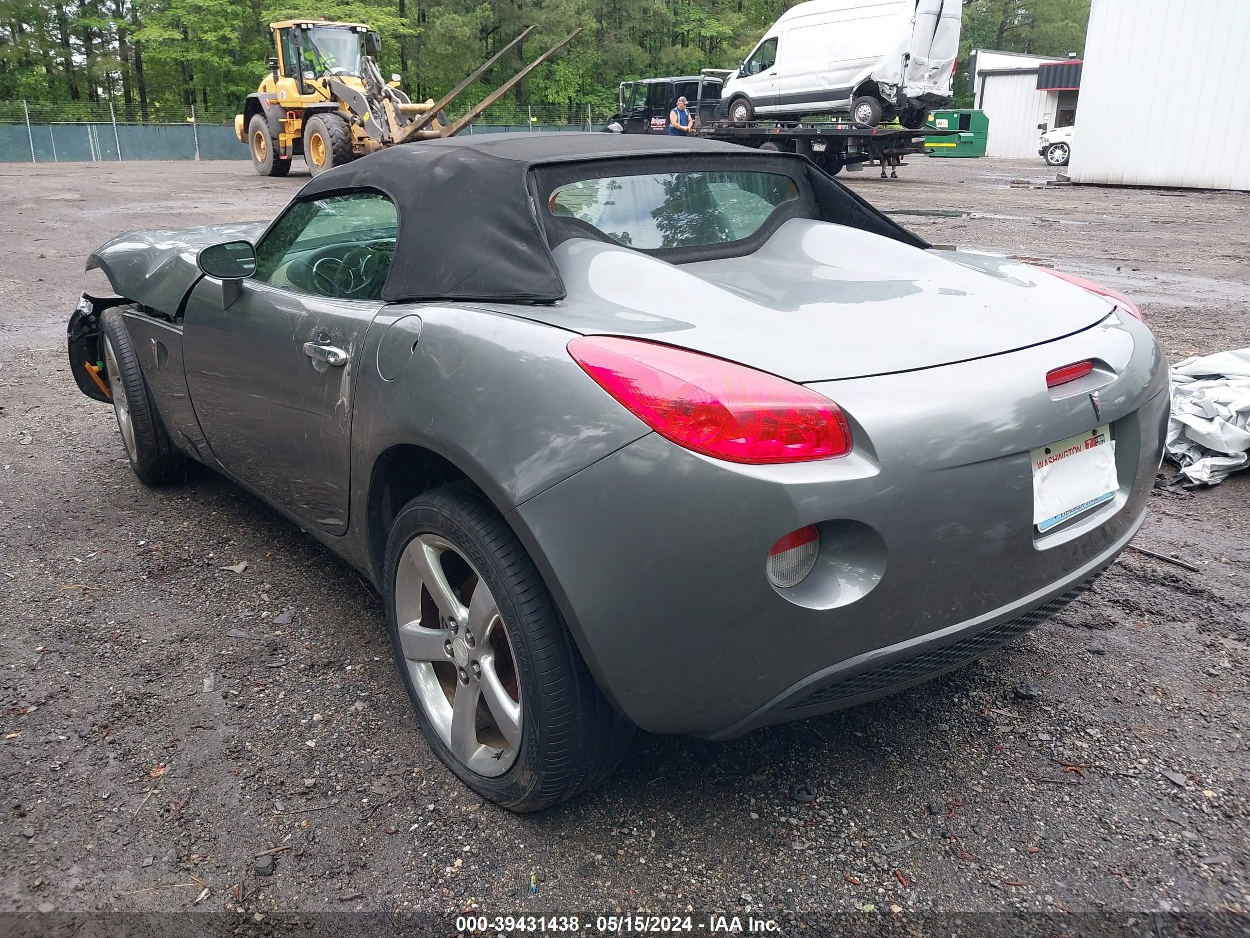 Photo 2 VIN: 1G2MB33B46Y102734 - PONTIAC SOLSTICE 