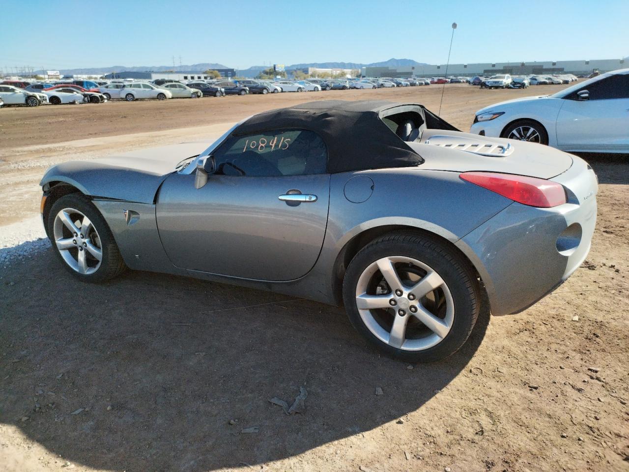 Photo 2 VIN: 1G2MB33B66Y000402 - PONTIAC SOLSTICE 