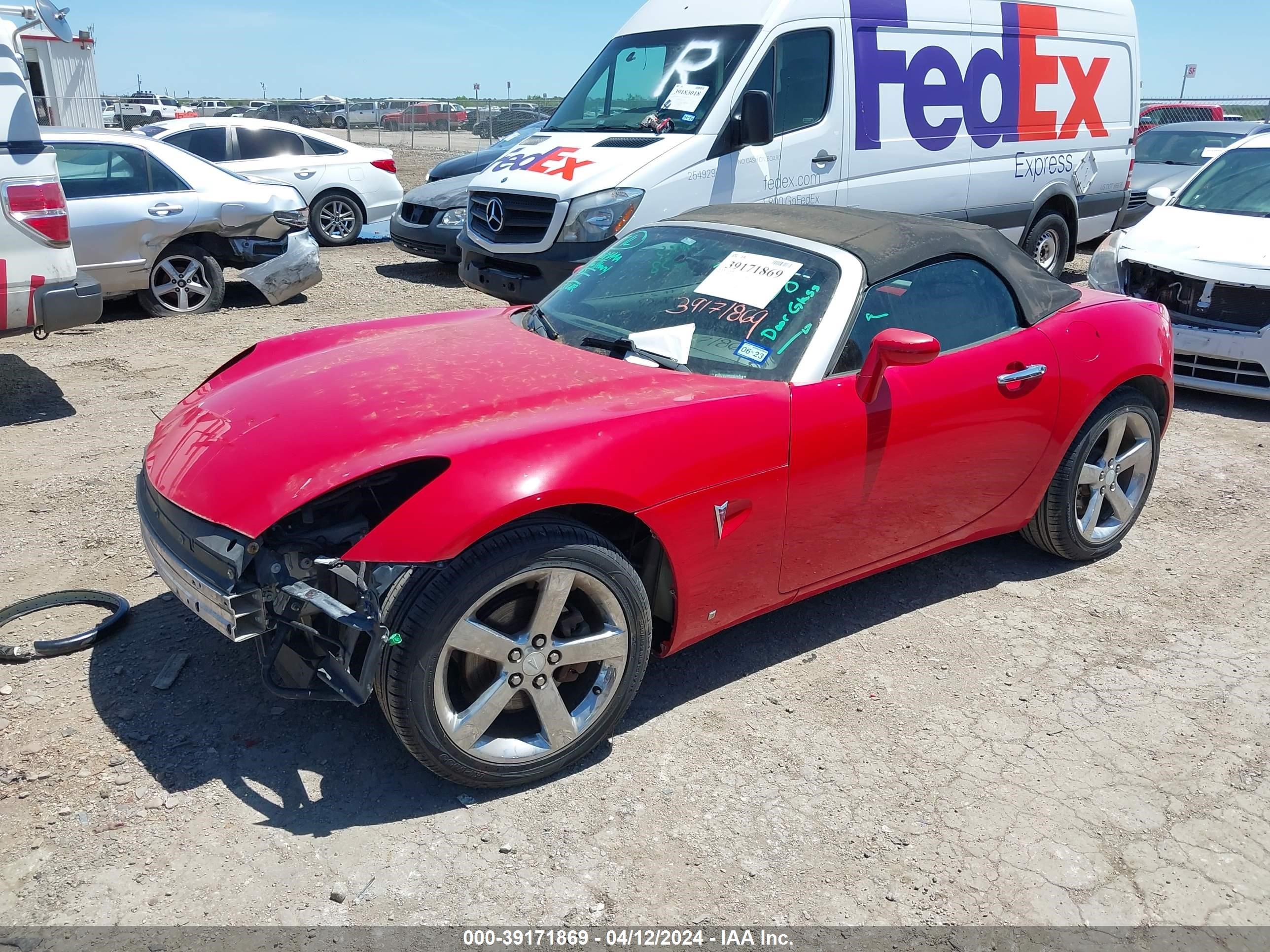 Photo 1 VIN: 1G2MB33B76Y108561 - PONTIAC SOLSTICE 