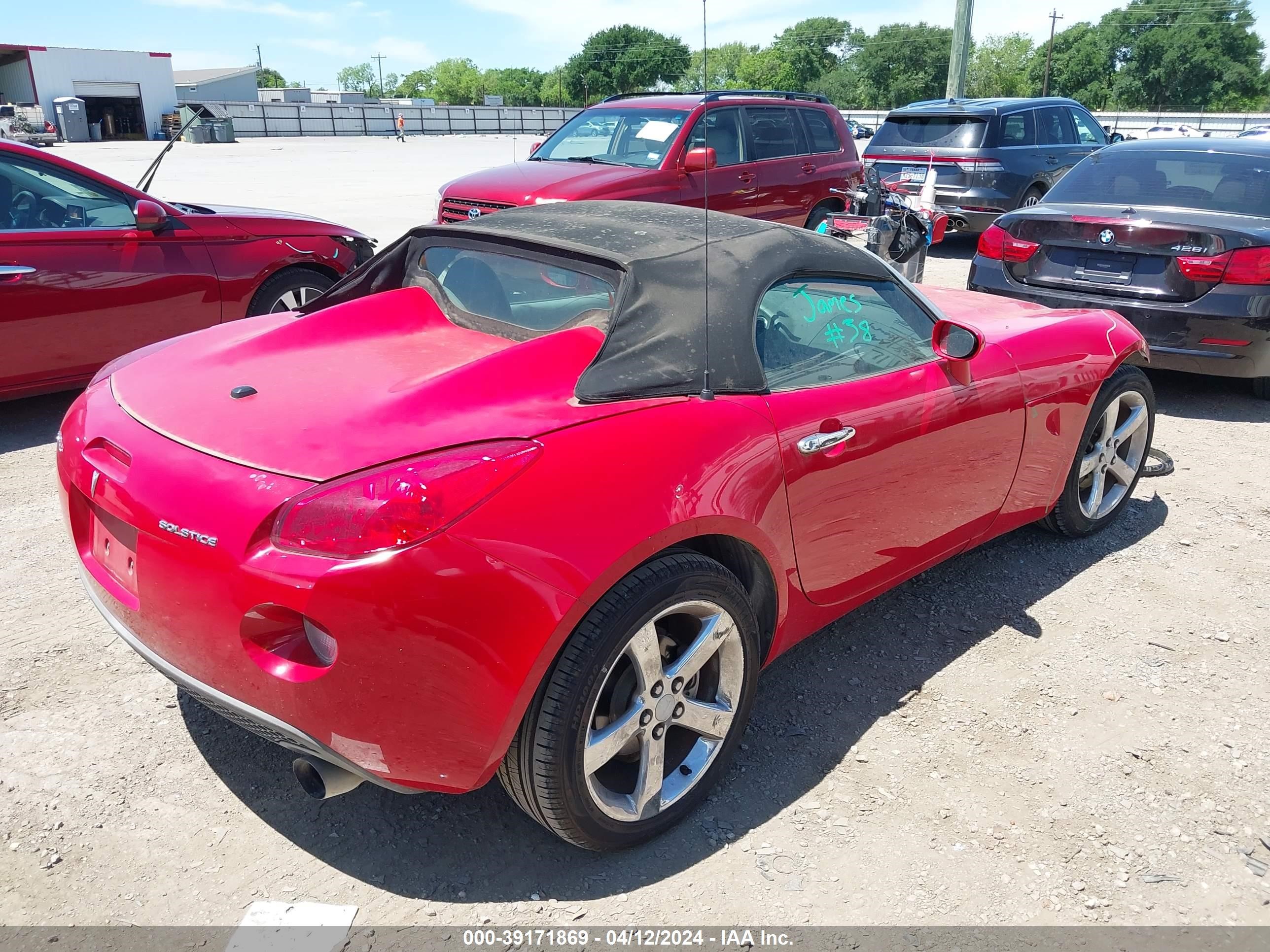 Photo 3 VIN: 1G2MB33B76Y108561 - PONTIAC SOLSTICE 