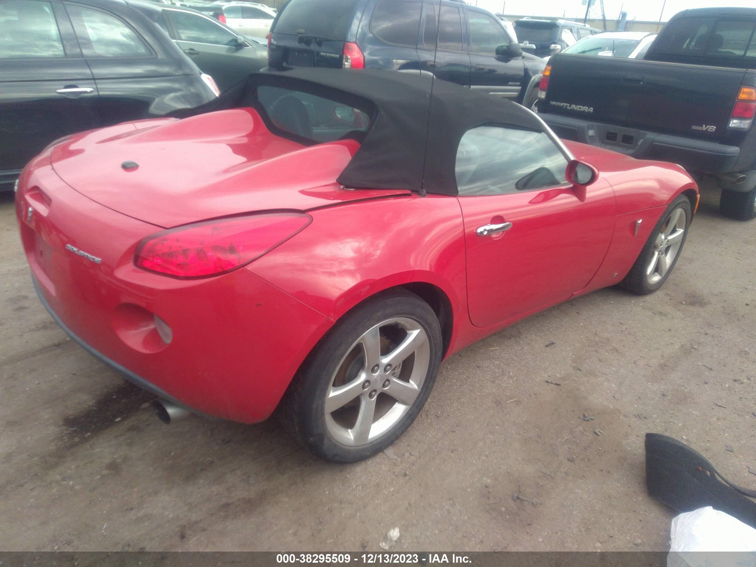 Photo 3 VIN: 1G2MB33B96Y103832 - PONTIAC SOLSTICE 