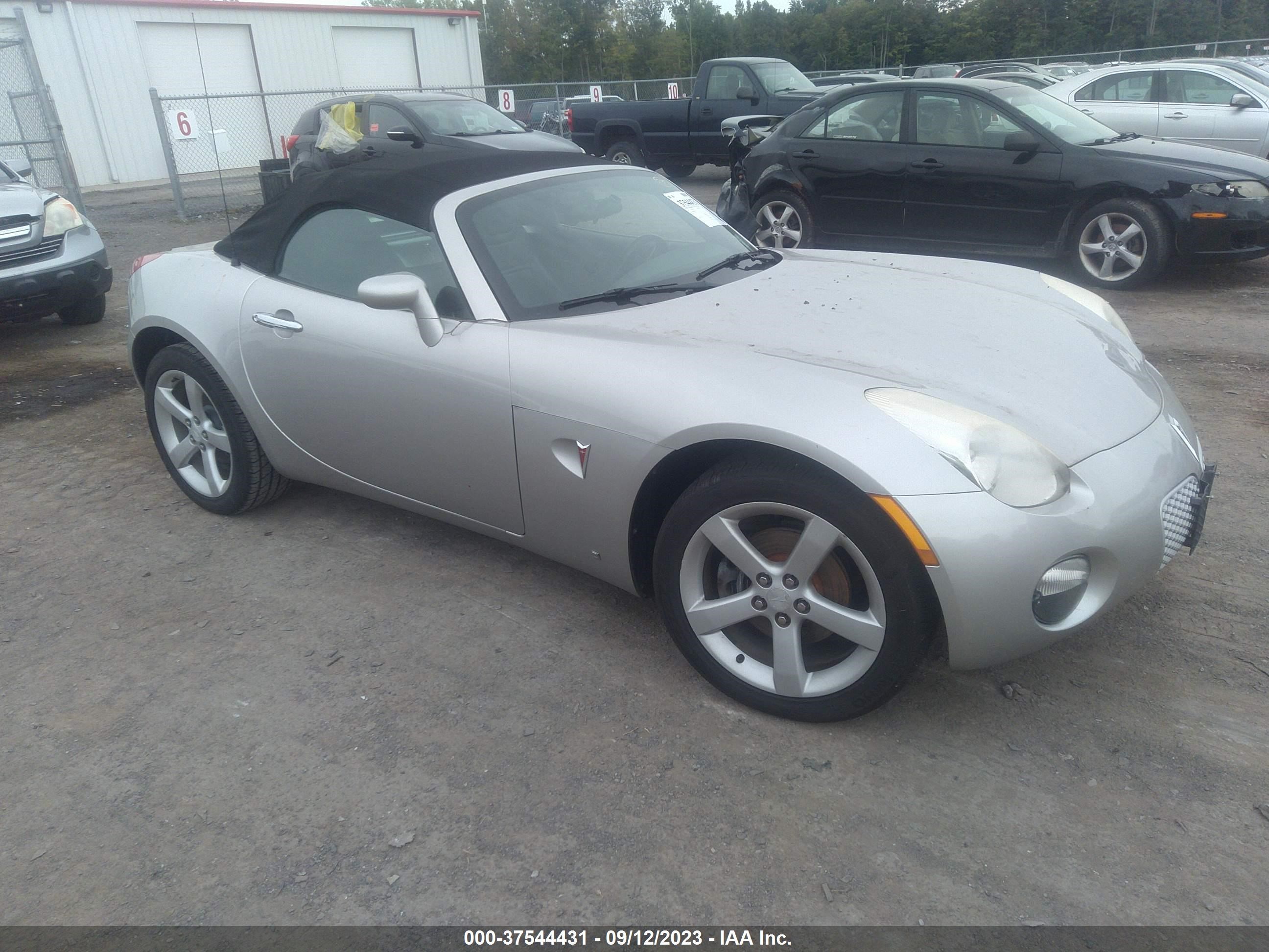 Photo 0 VIN: 1G2MB33B96Y105676 - PONTIAC SOLSTICE 