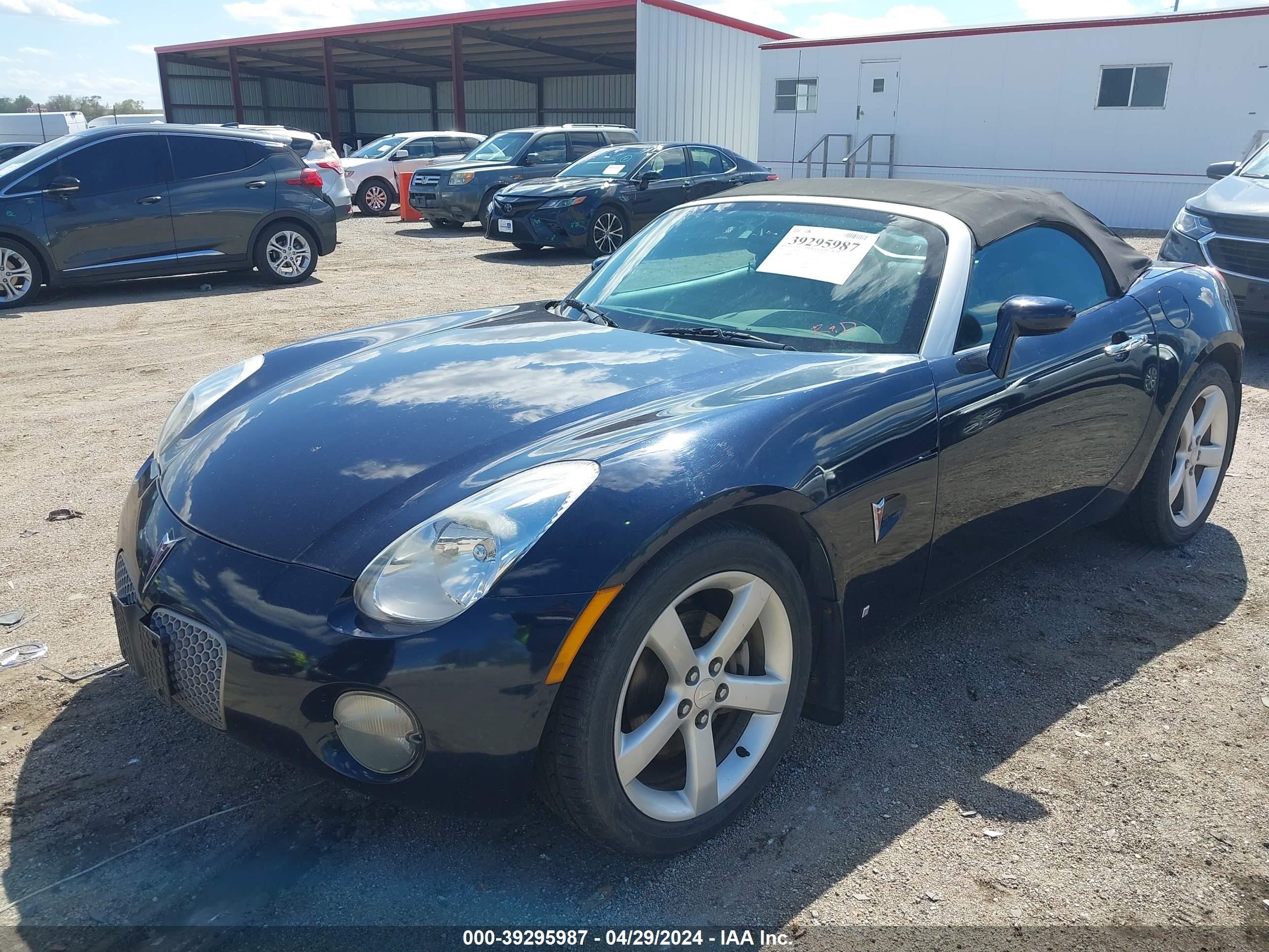 Photo 5 VIN: 1G2MB33BX6Y102804 - PONTIAC SOLSTICE 