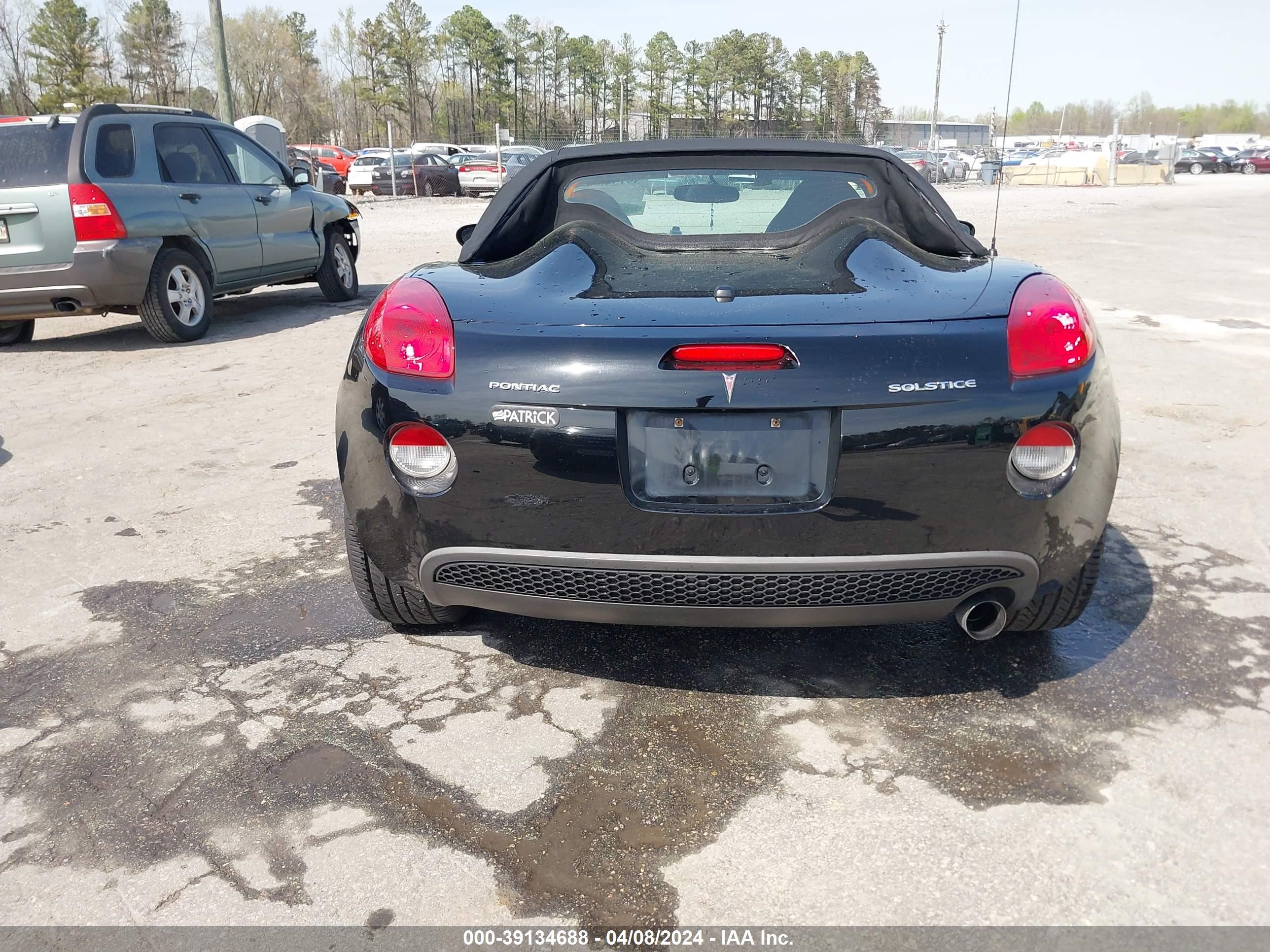 Photo 15 VIN: 1G2MB33BX6Y102933 - PONTIAC SOLSTICE 