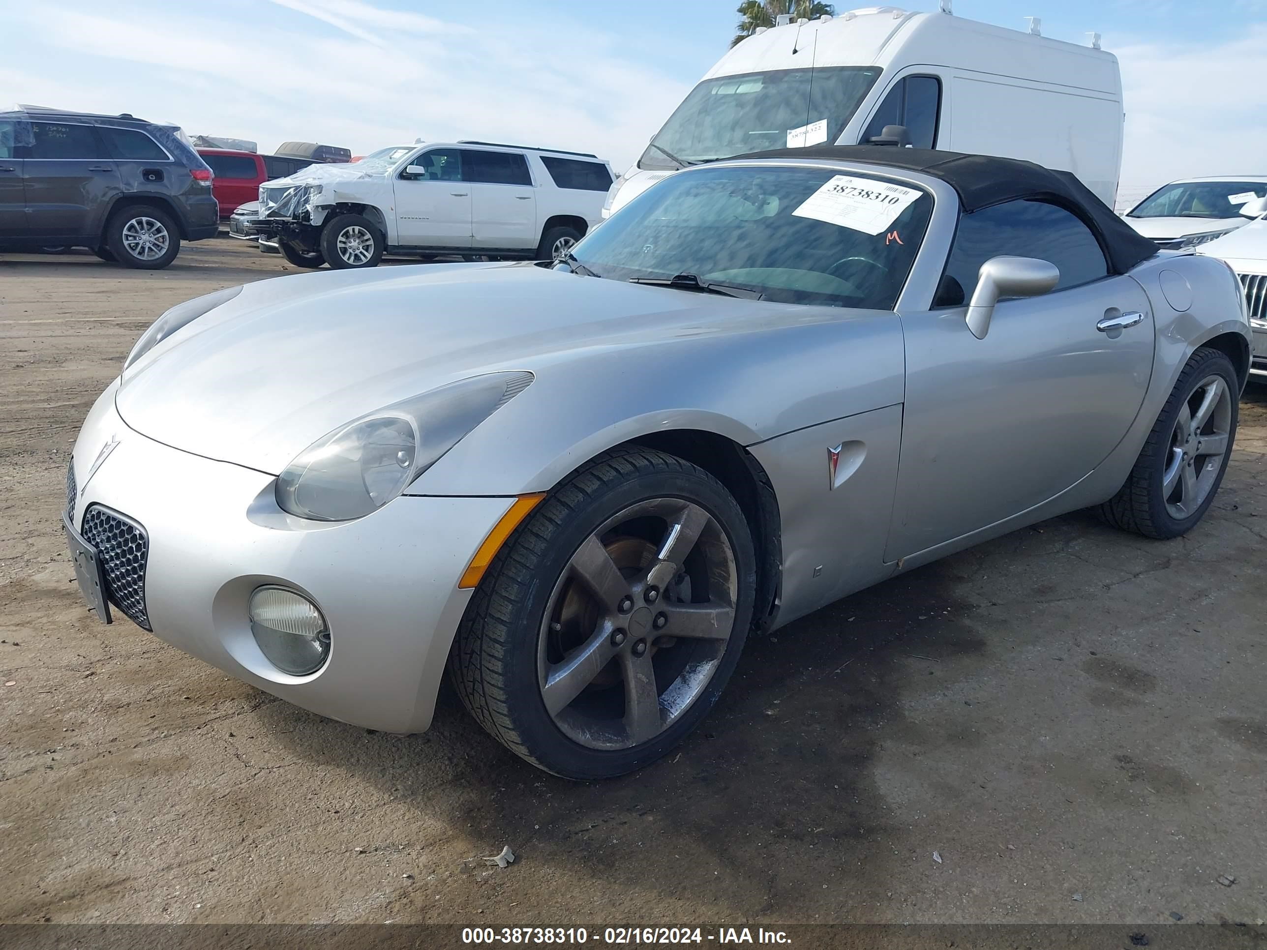 Photo 1 VIN: 1G2MB35B07Y141318 - PONTIAC SOLSTICE 