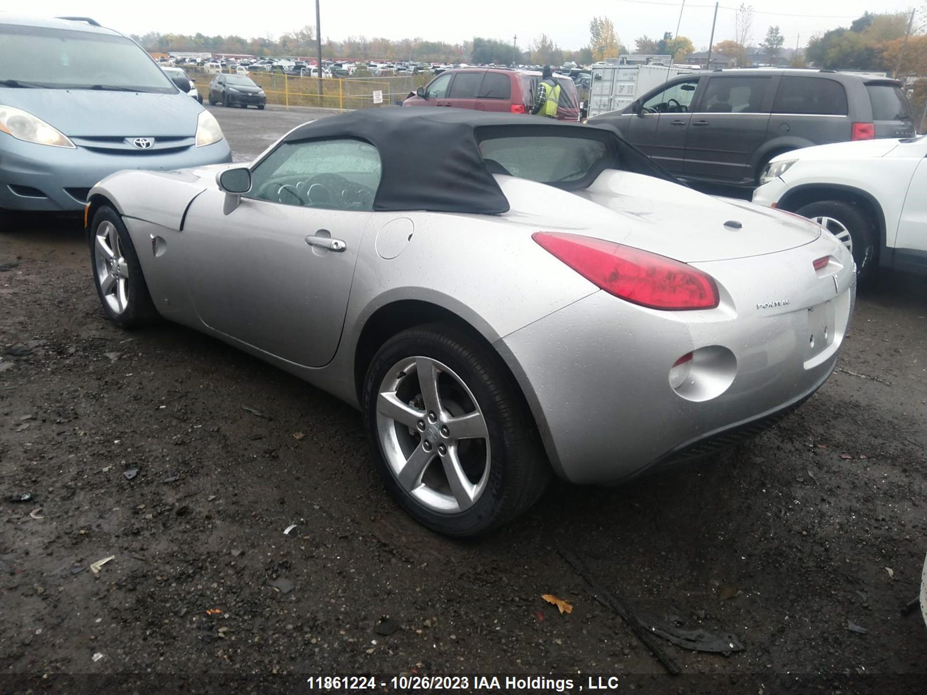 Photo 2 VIN: 1G2MB35B16Y118399 - PONTIAC SOLSTICE 