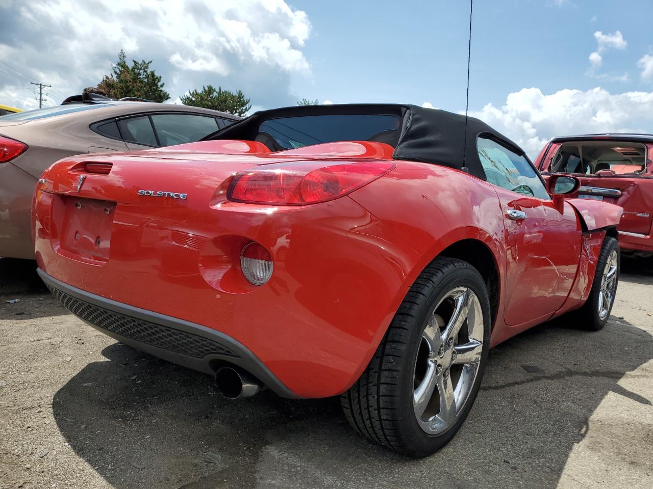 Photo 2 VIN: 1G2MB35B37Y110161 - PONTIAC SOLSTICE 